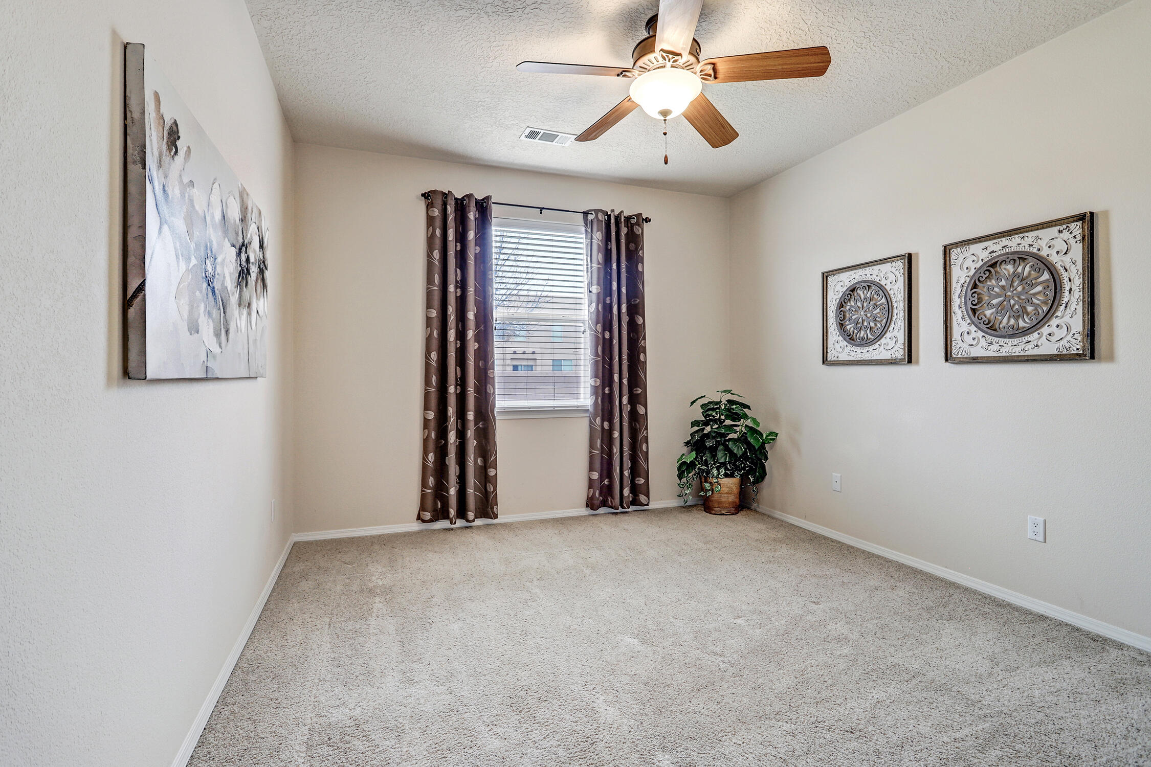 1922 Western Hills Drive SE