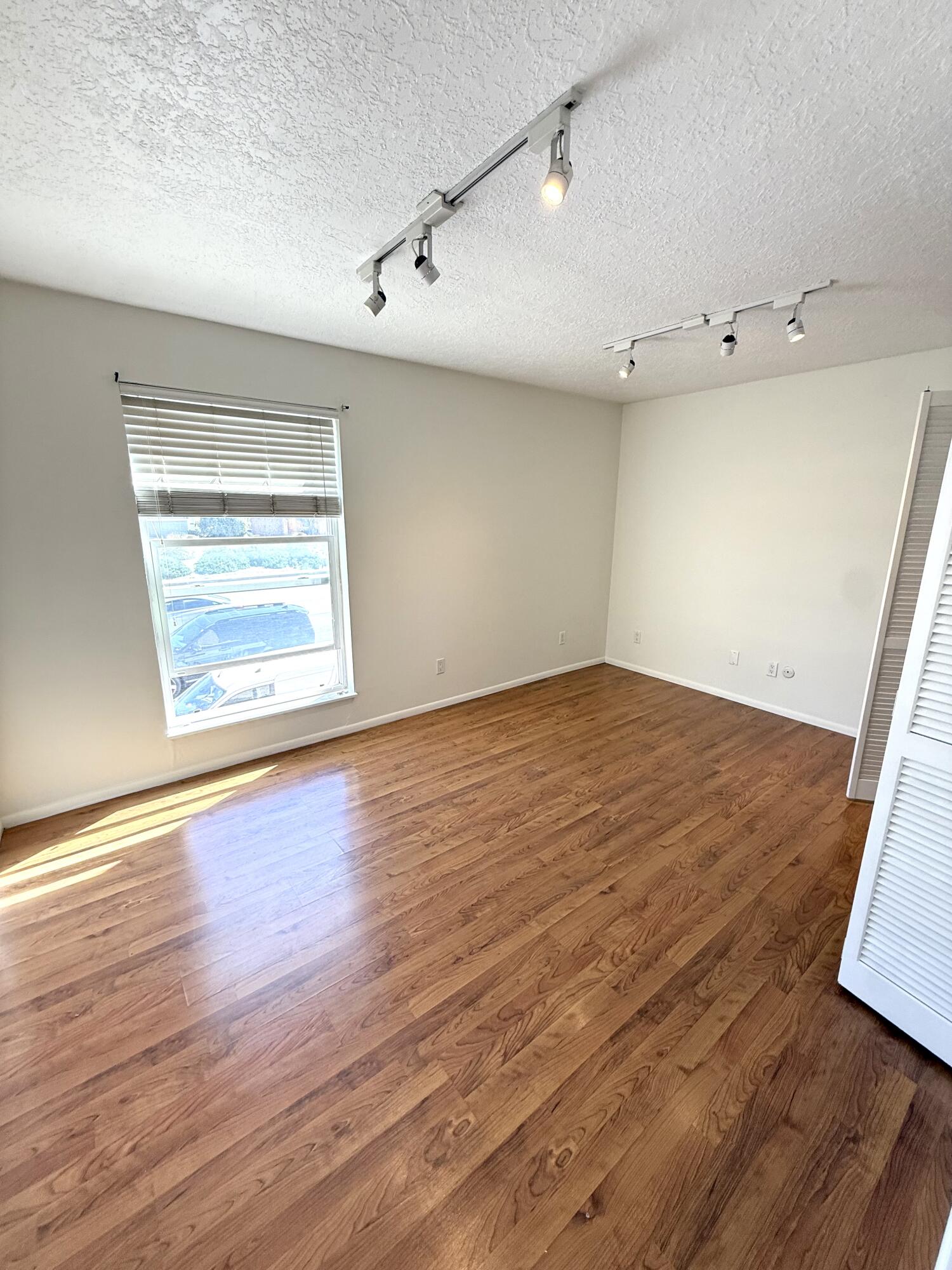 1825 Dartmouth Drive NE APT 205