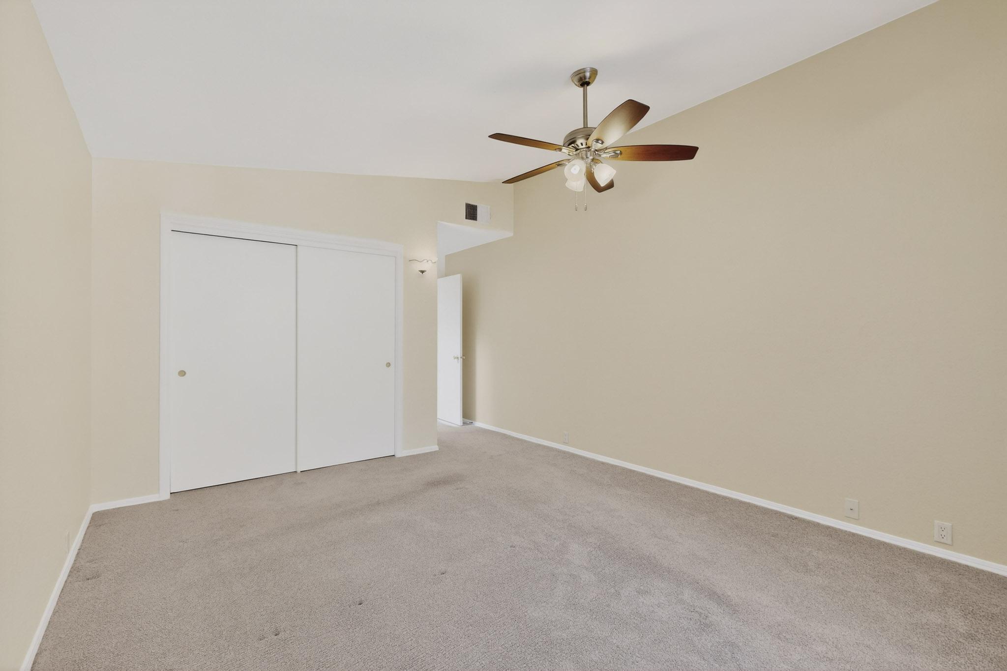 10609 Griffith Park Drive NE