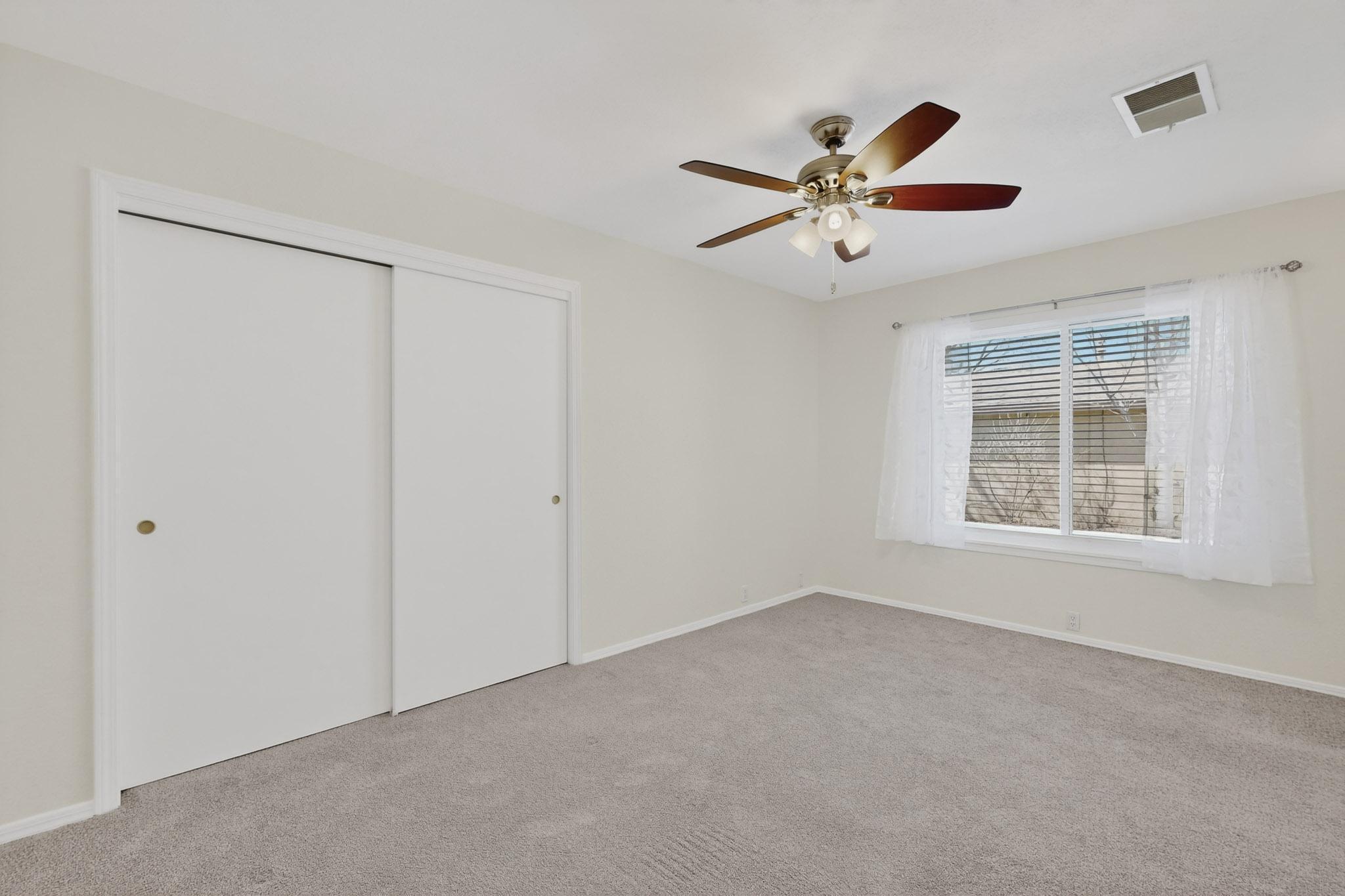 10609 Griffith Park Drive NE