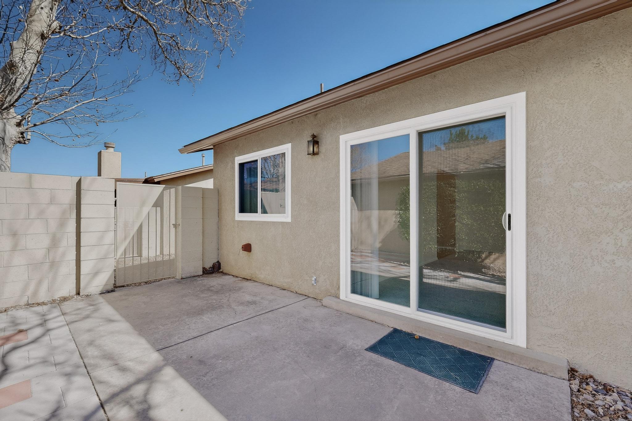 10609 Griffith Park Drive NE