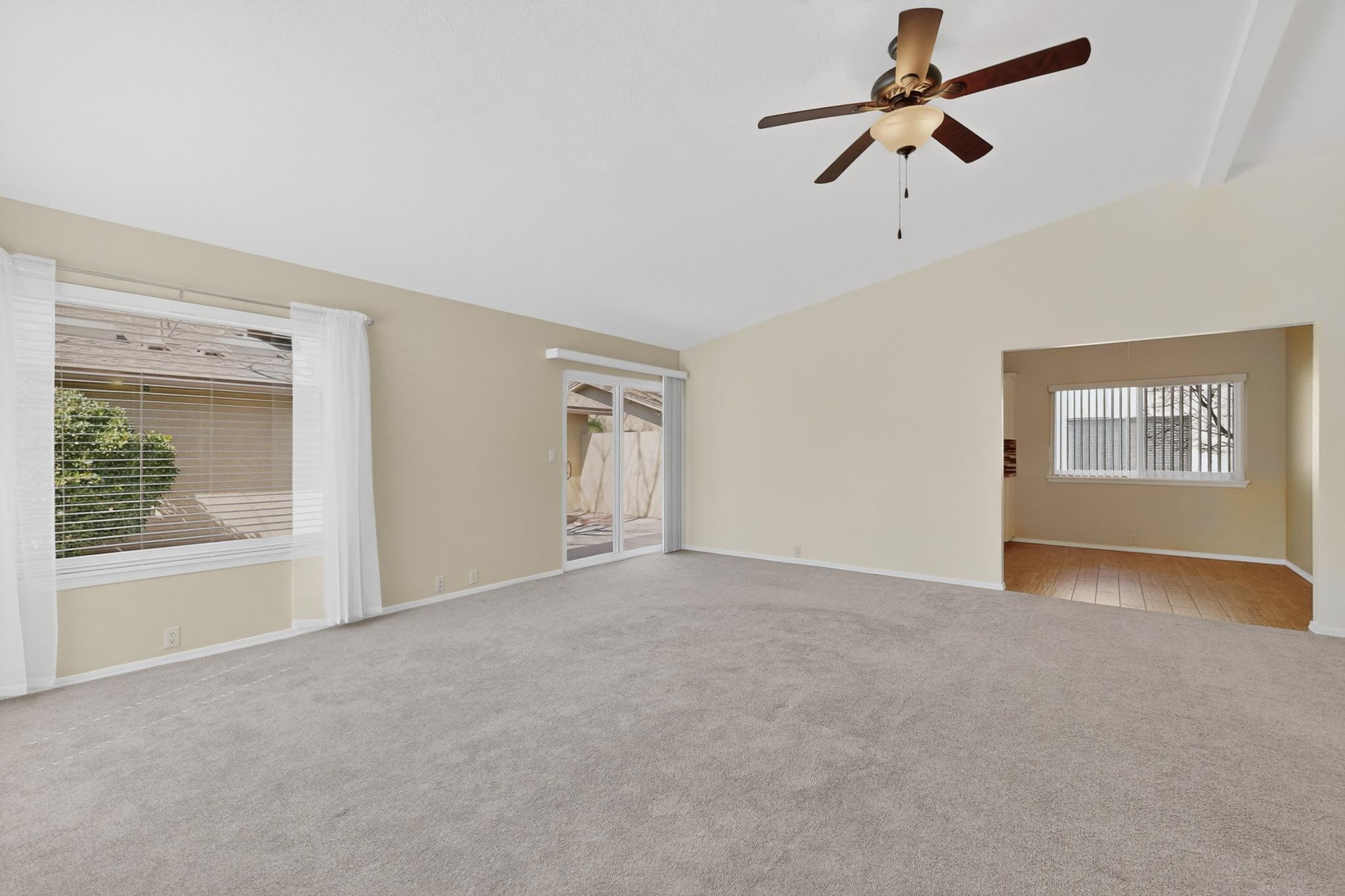 10609 Griffith Park Drive NE