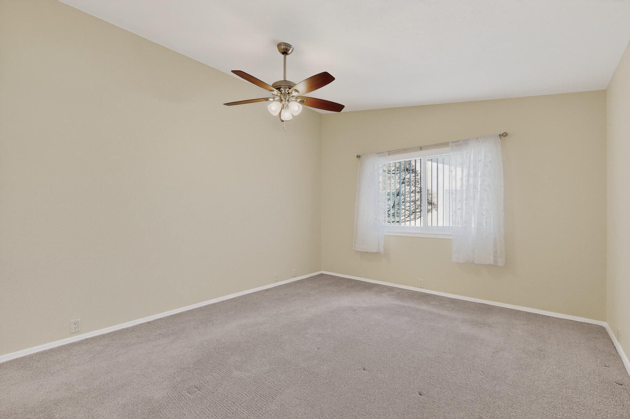 10609 Griffith Park Drive NE