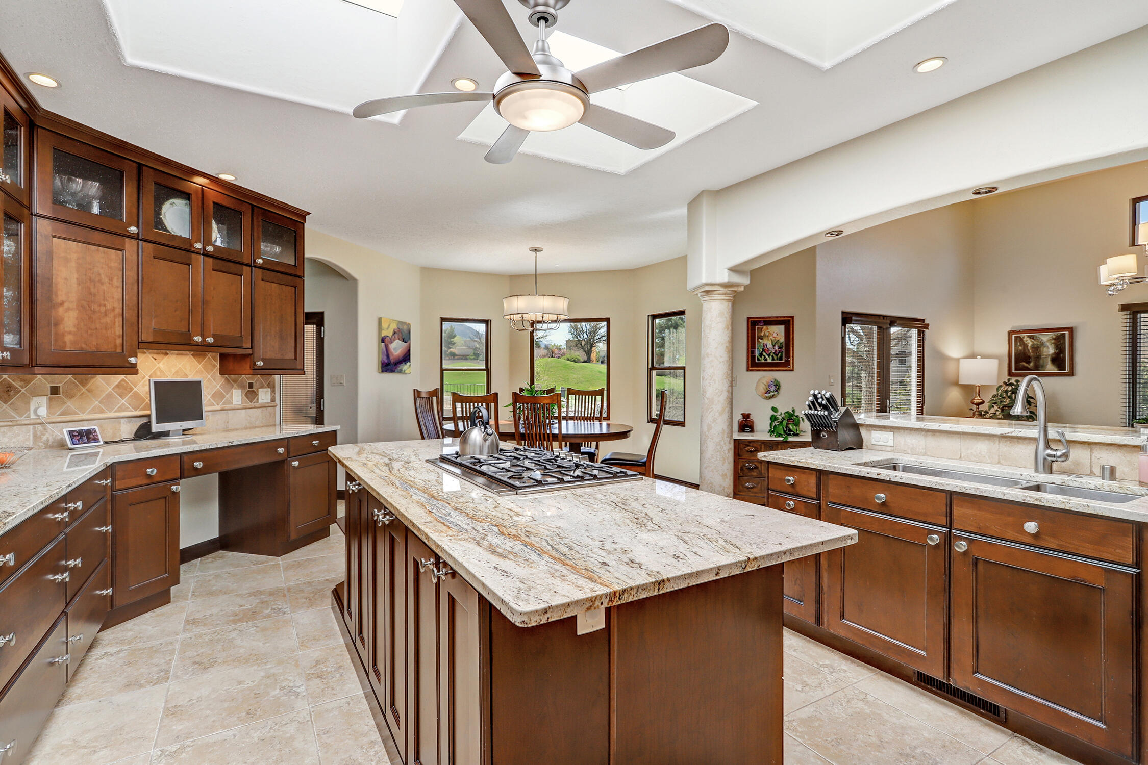 11240 Country Club NE