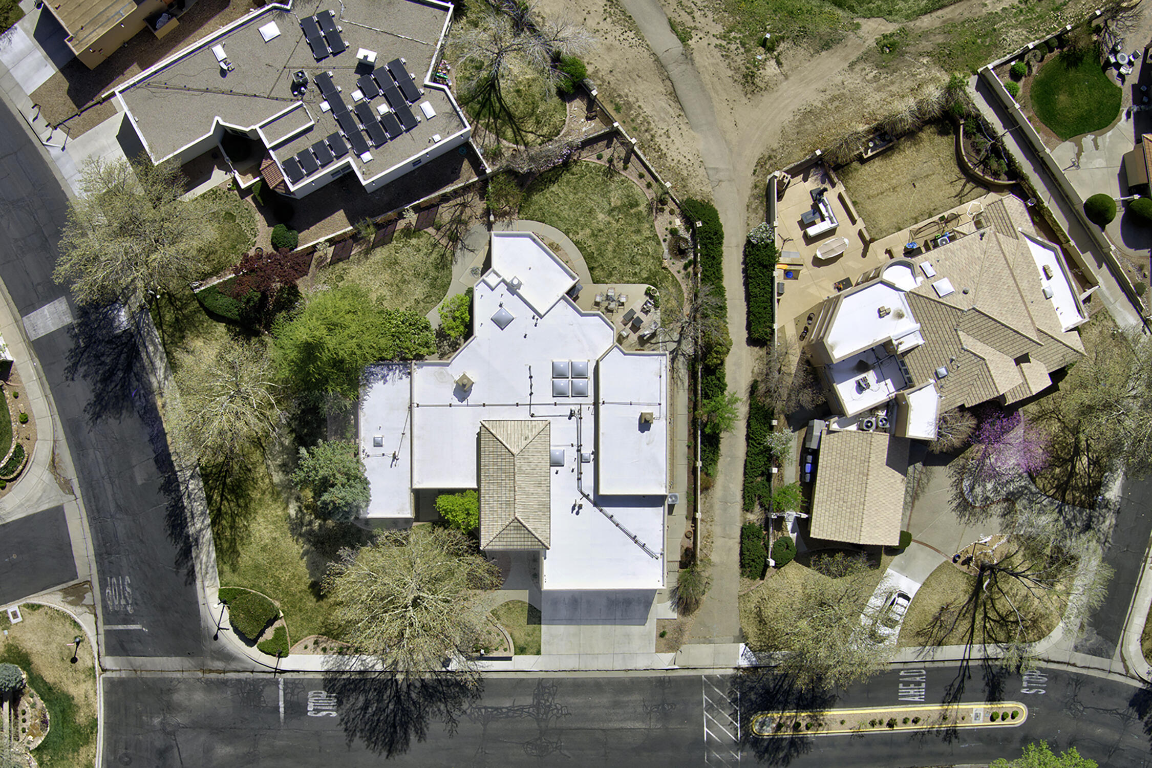 11240 Country Club NE