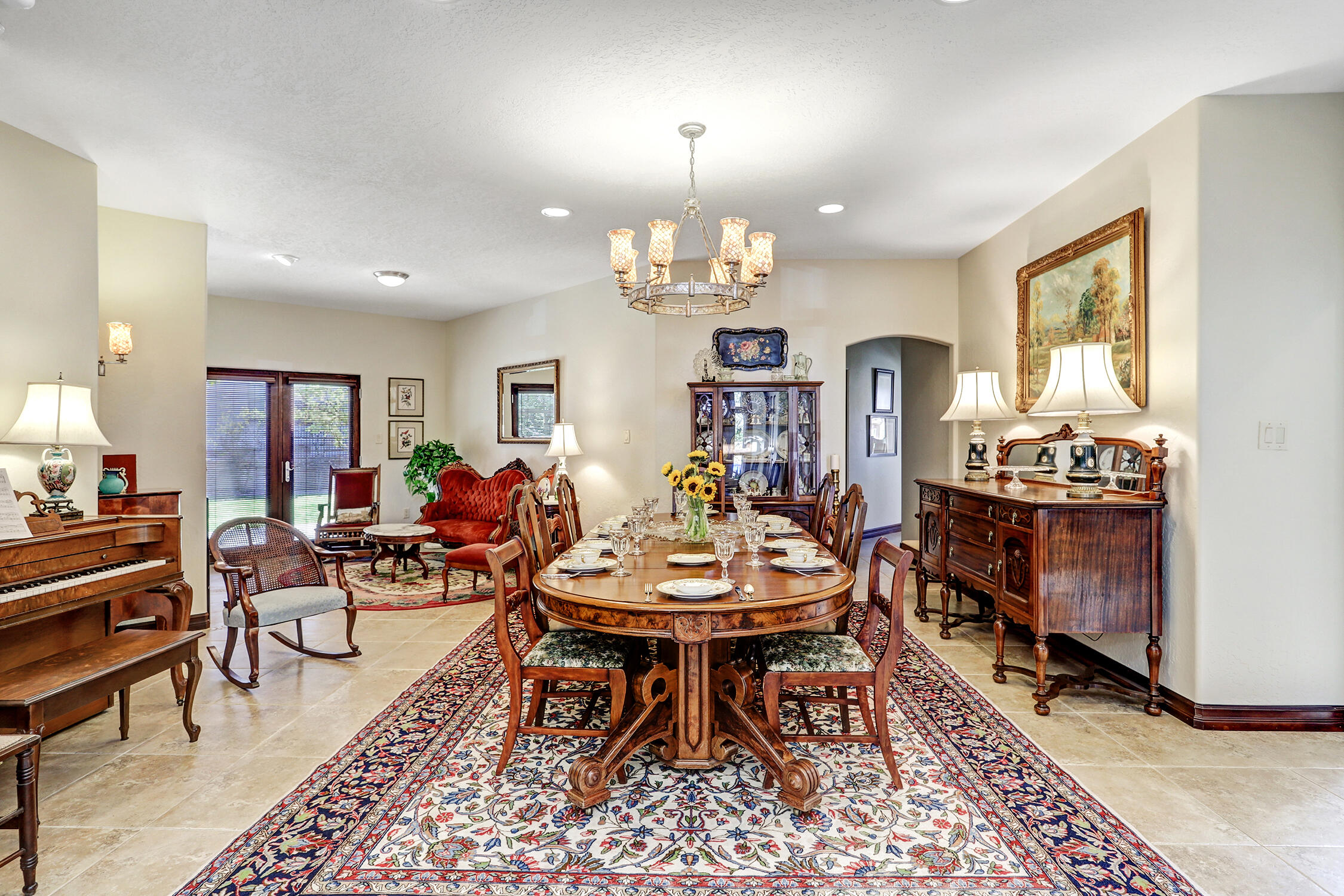11240 Country Club NE