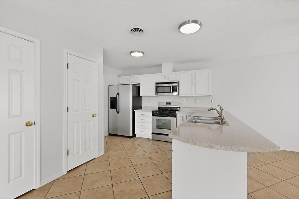 1519 Larkin Lane SW