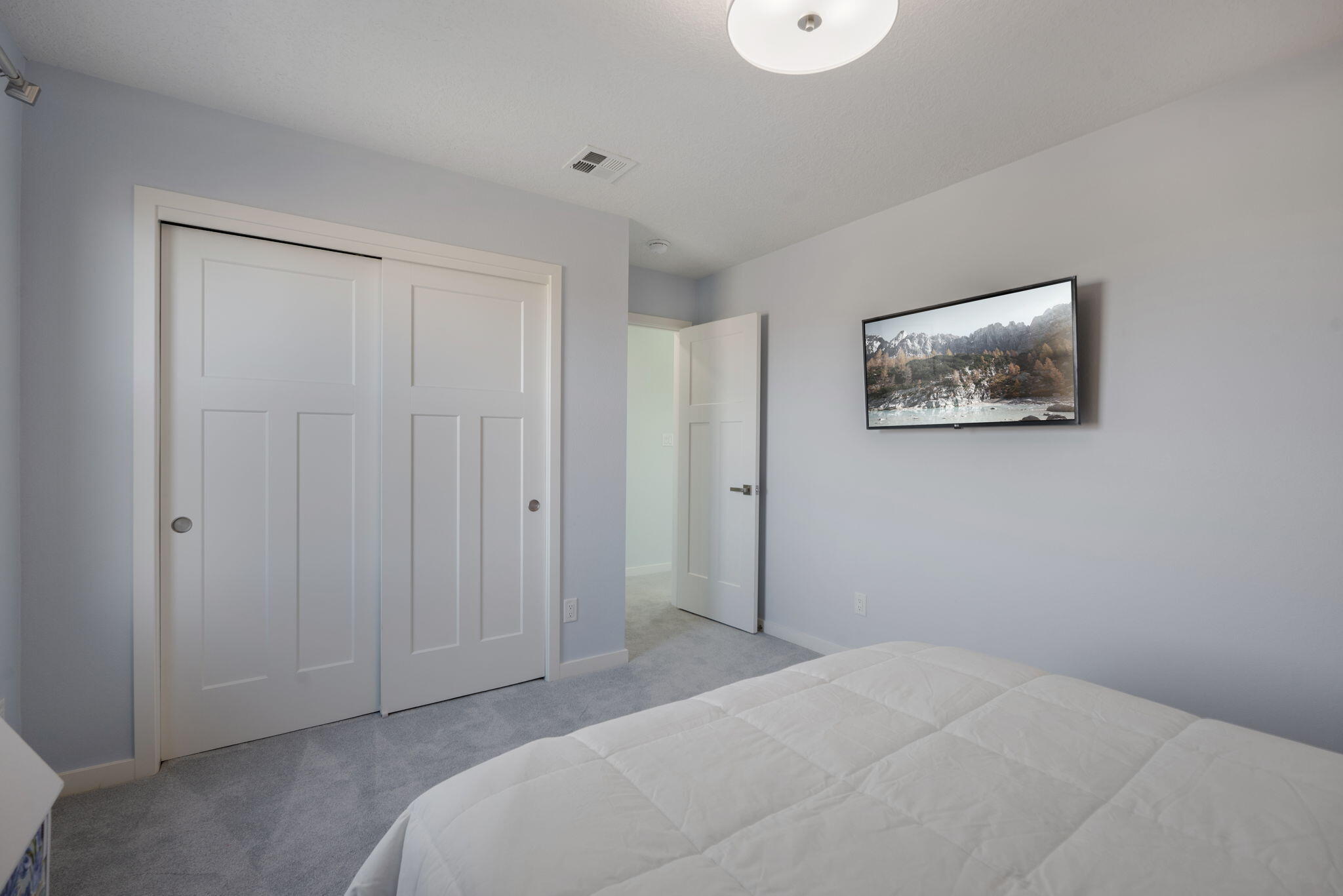 2653 Camino Plata Loop NE
