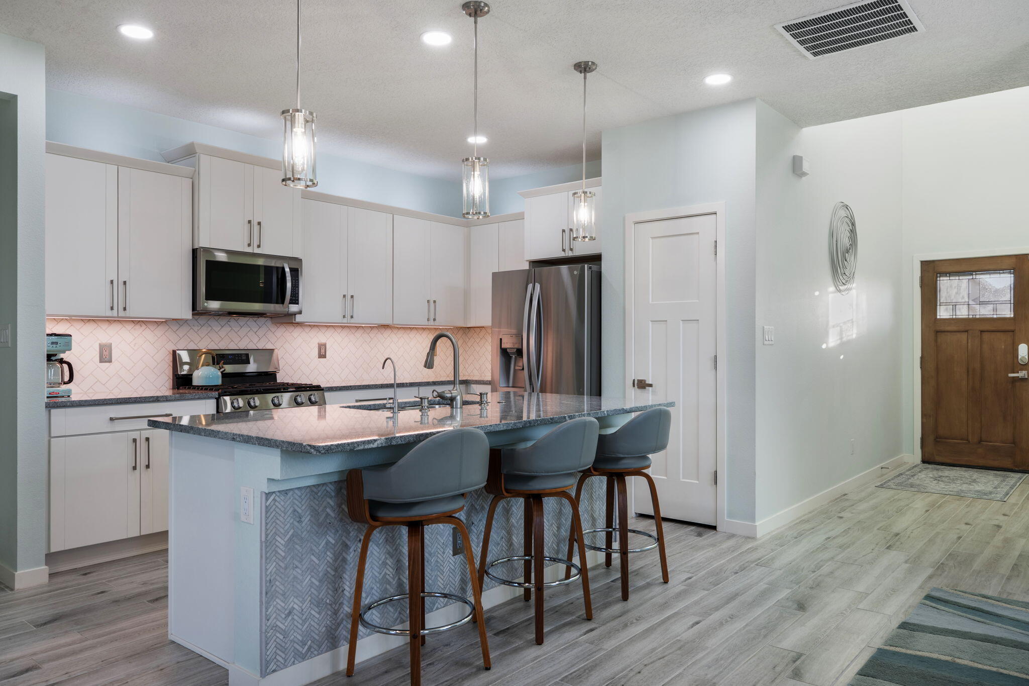 2653 Camino Plata Loop NE