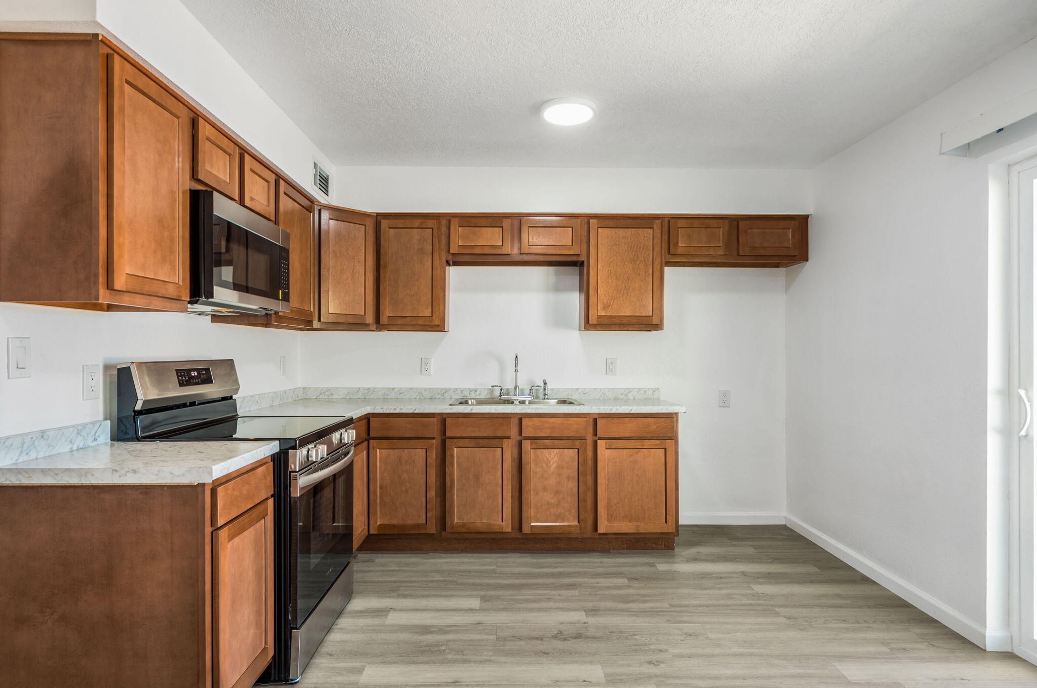 513 53rd Street SW