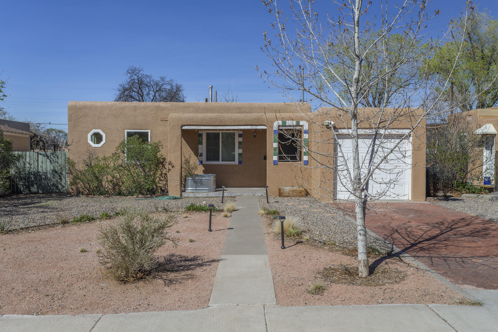 1109 Lafayette Drive NE