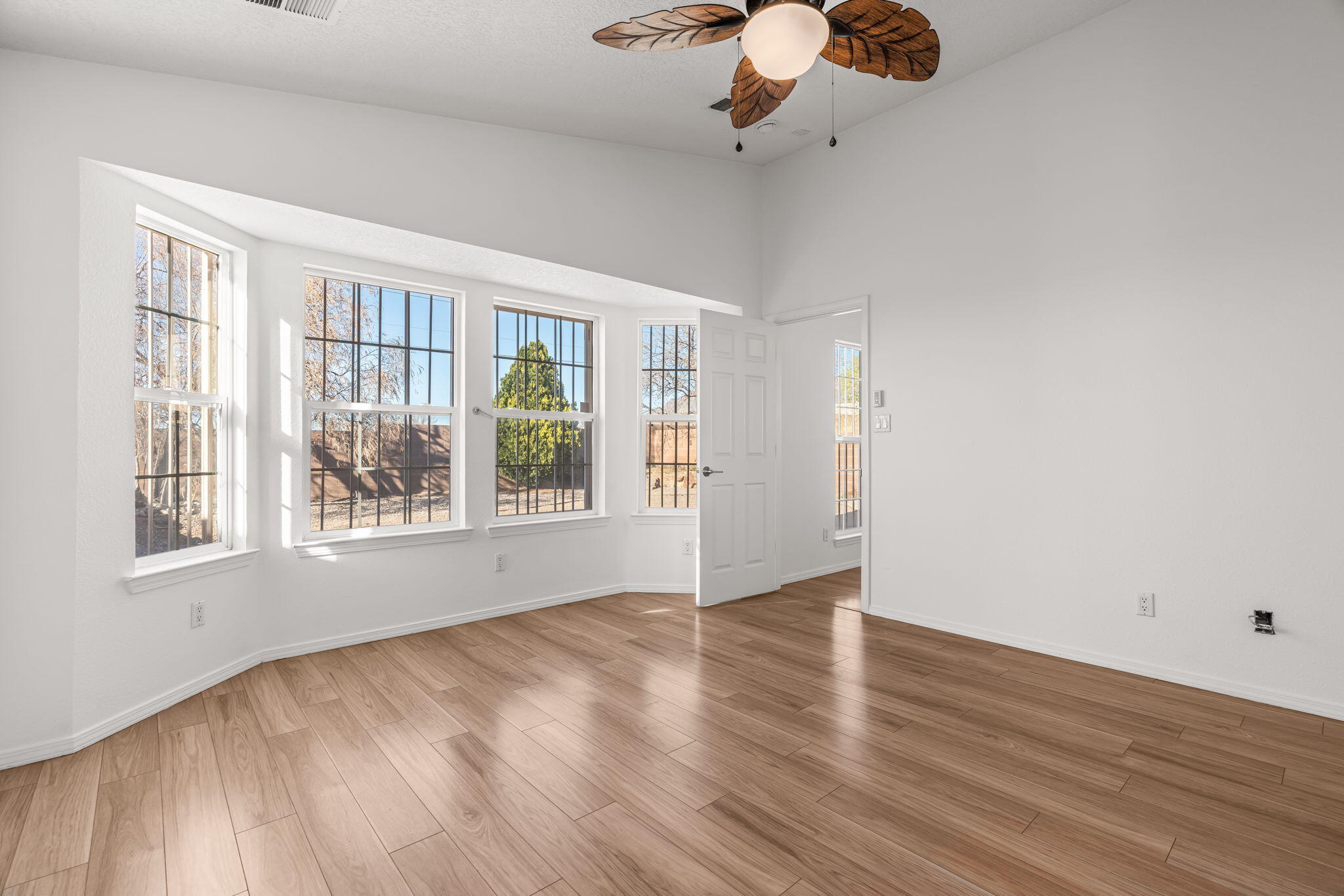 7243 Boxwood Avenue NE