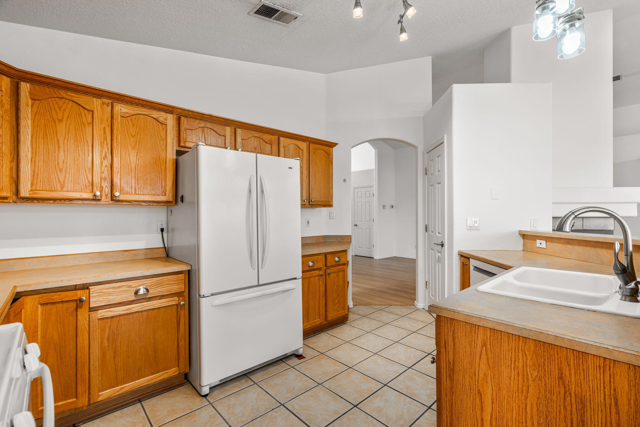 7243 Boxwood Avenue NE