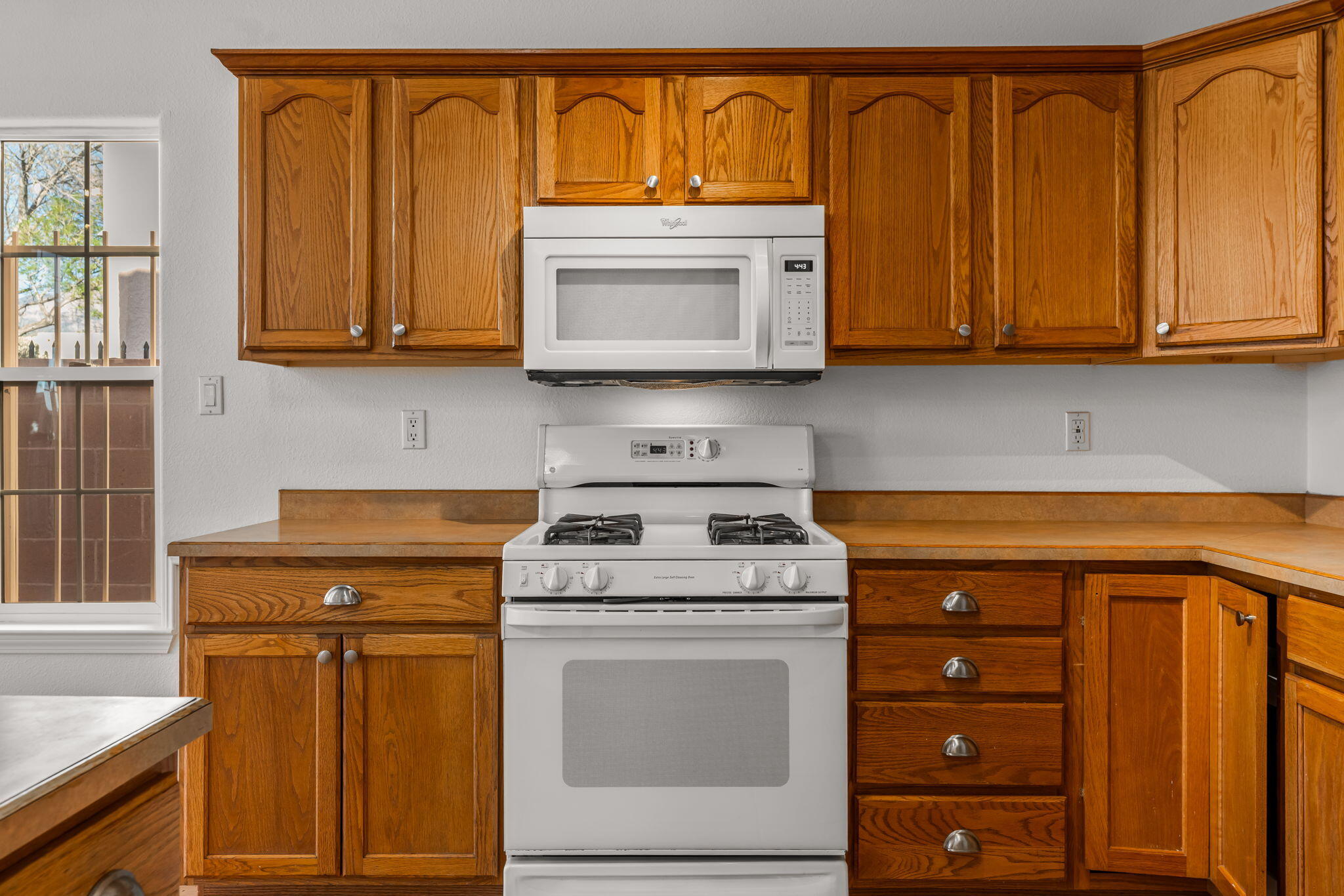 7243 Boxwood Avenue NE