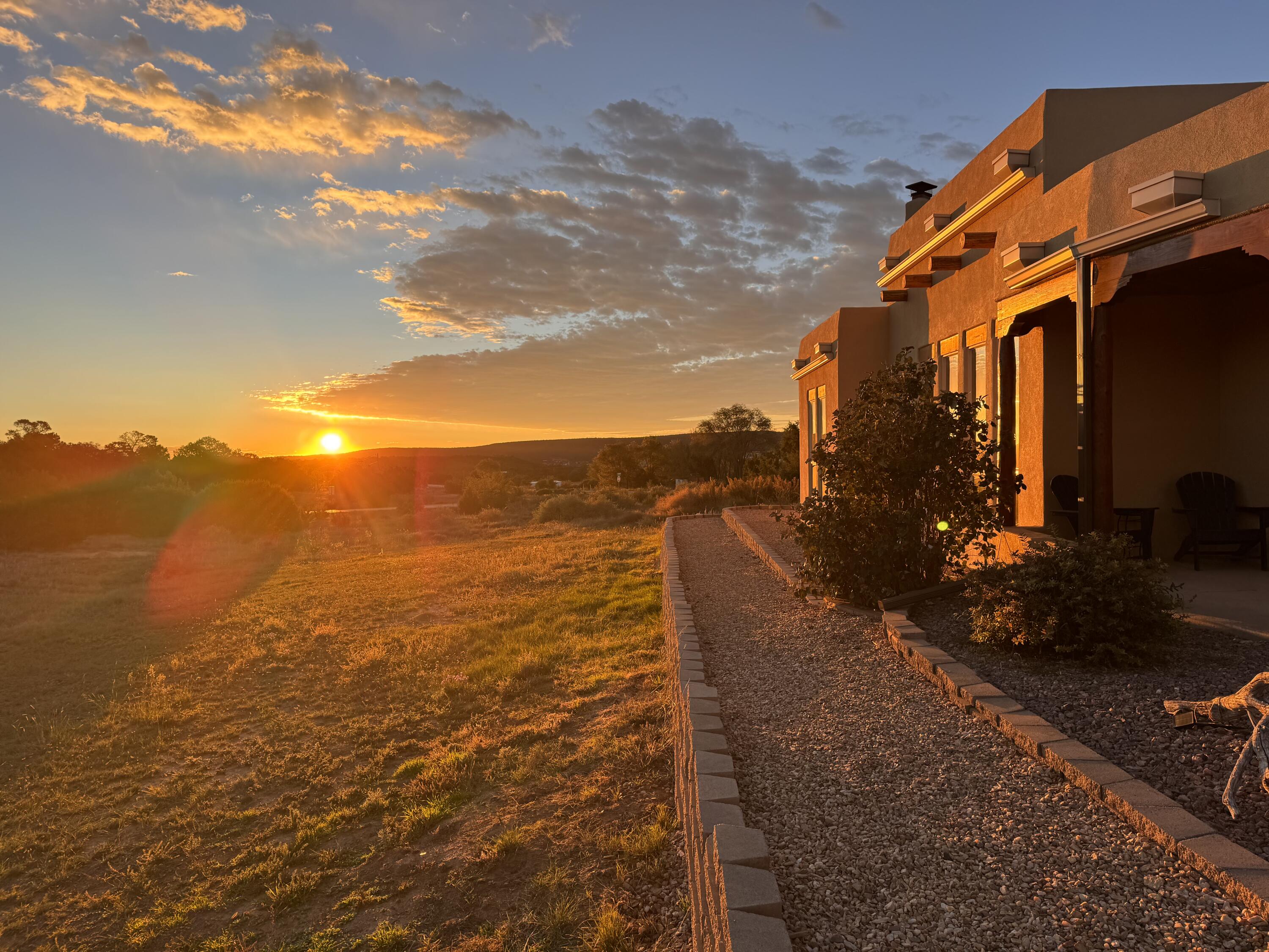 6 Naomi Drive