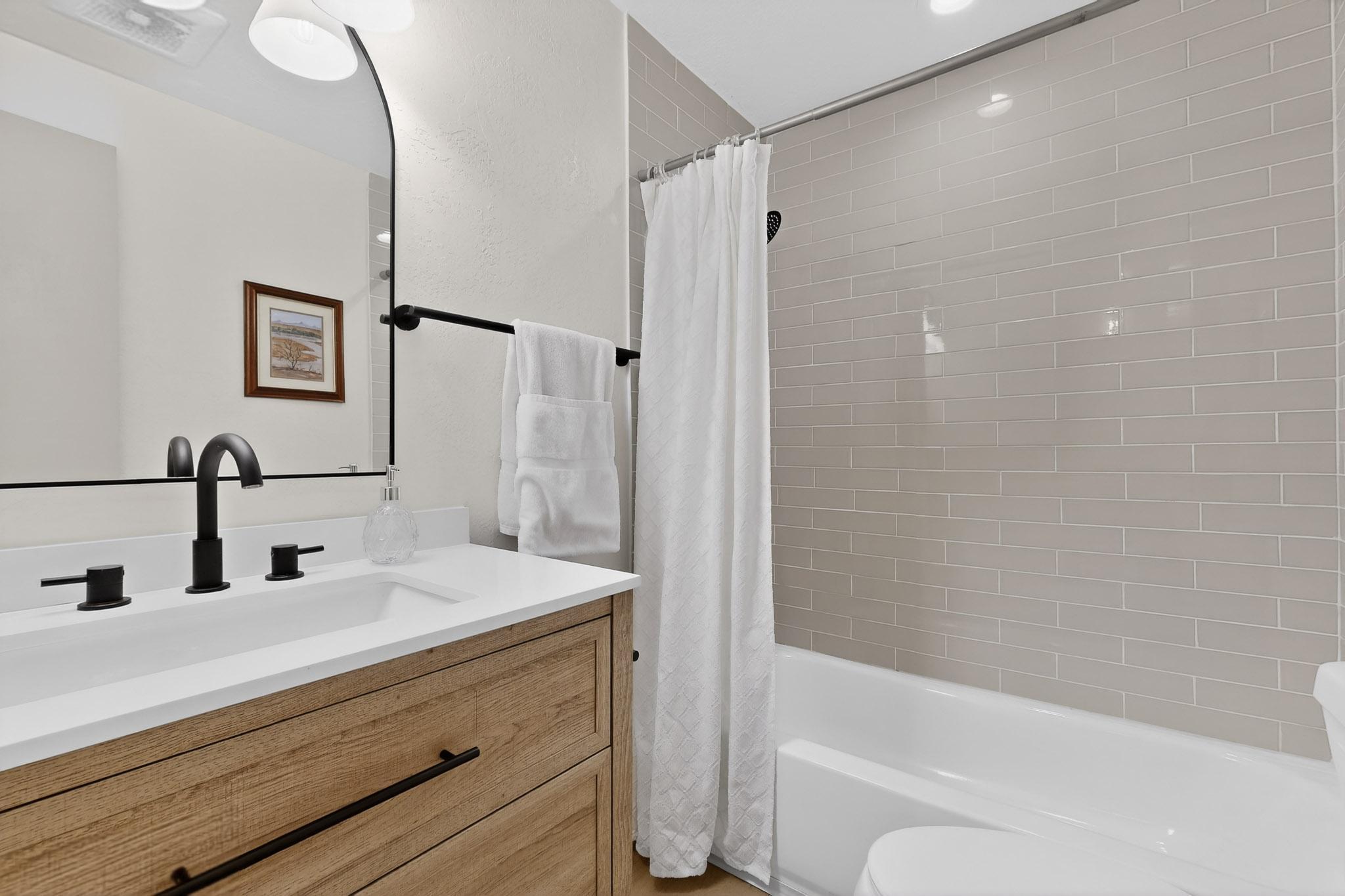 1114 Elizabeth Street NE