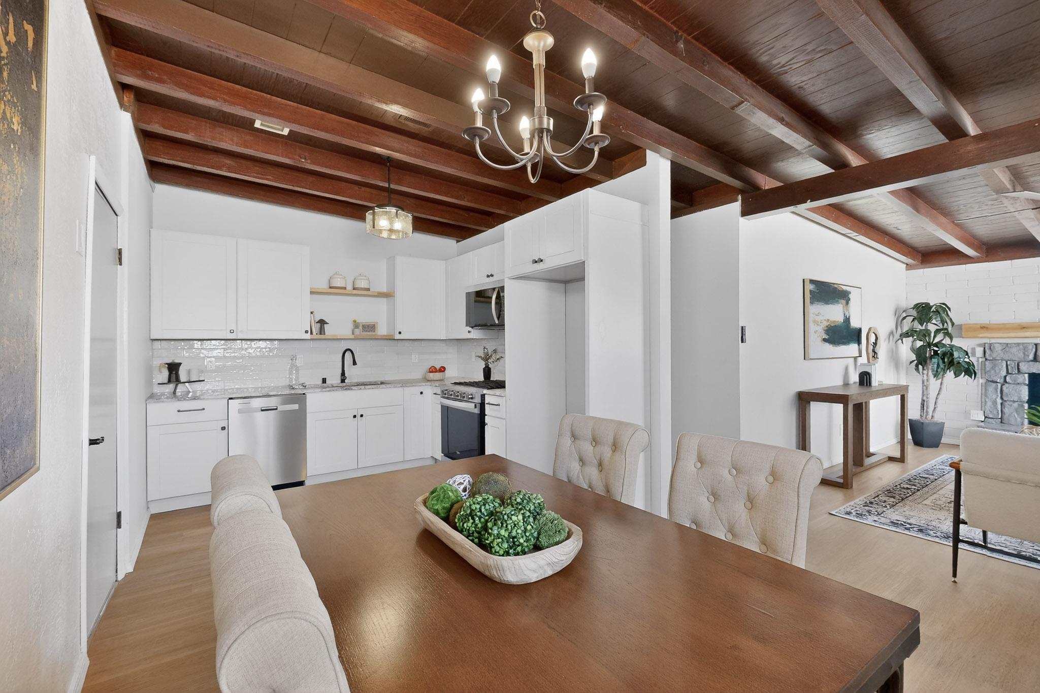 1114 Elizabeth Street NE