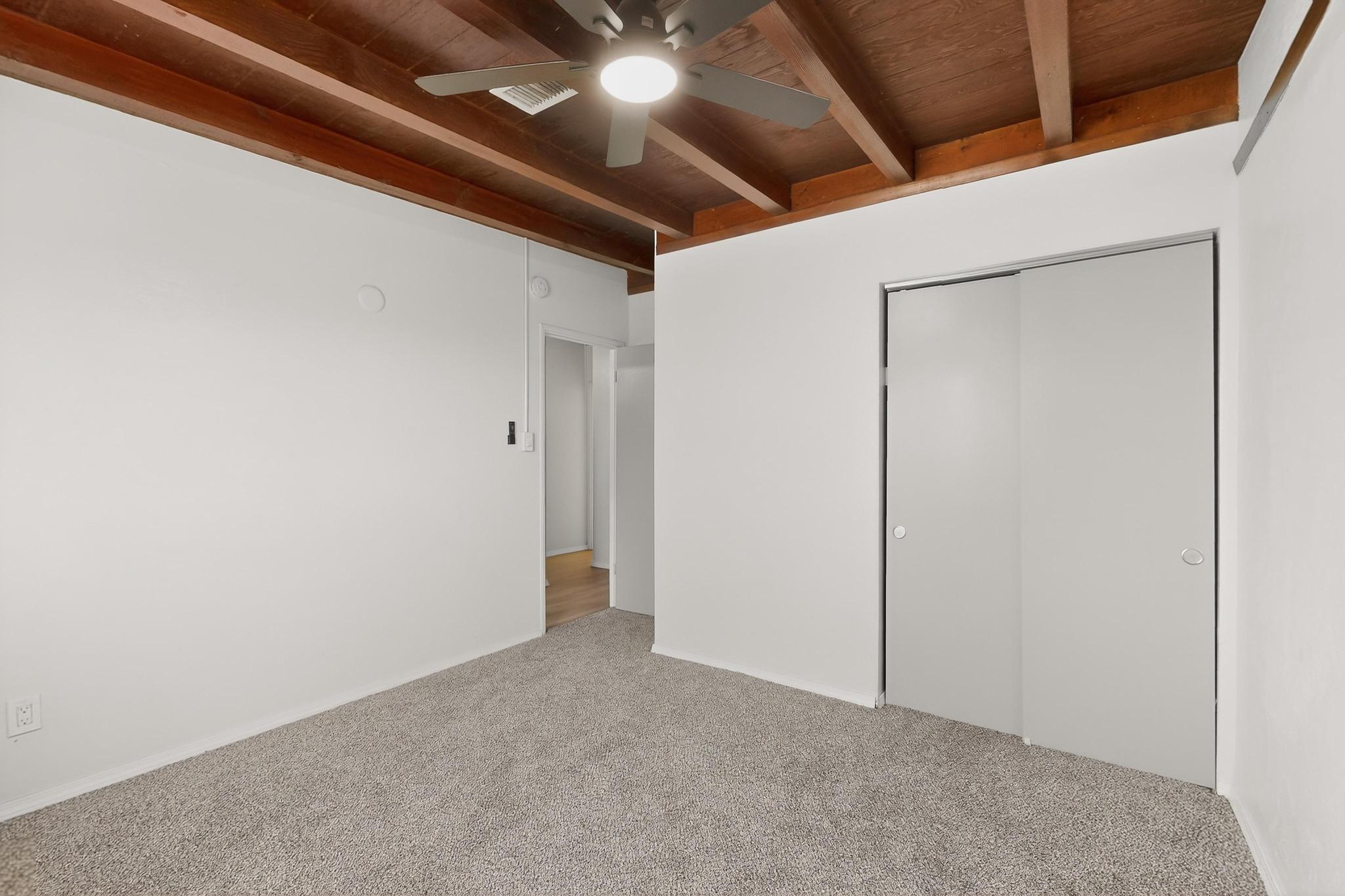 1114 Elizabeth Street NE