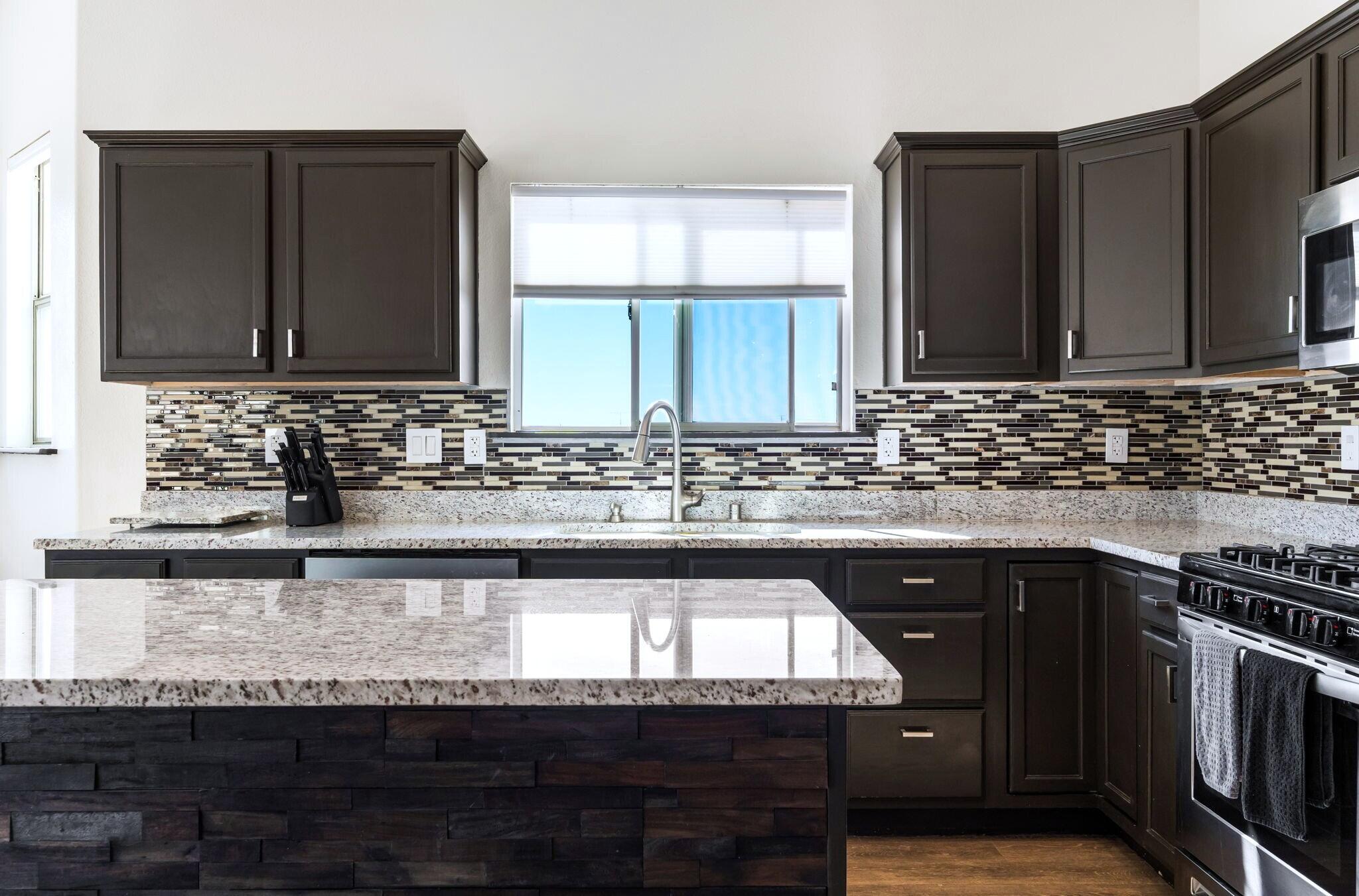 200 Aldaba Circle NE