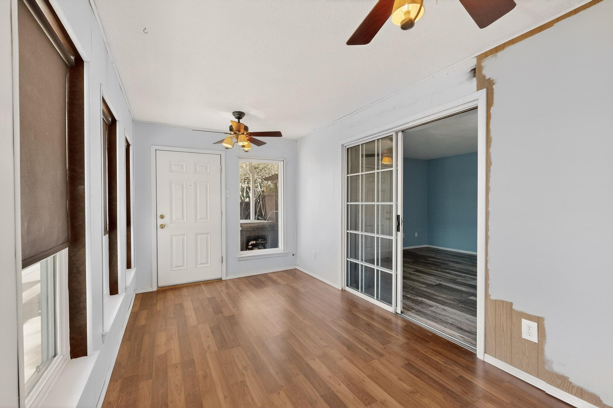 355 Esperanza Drive