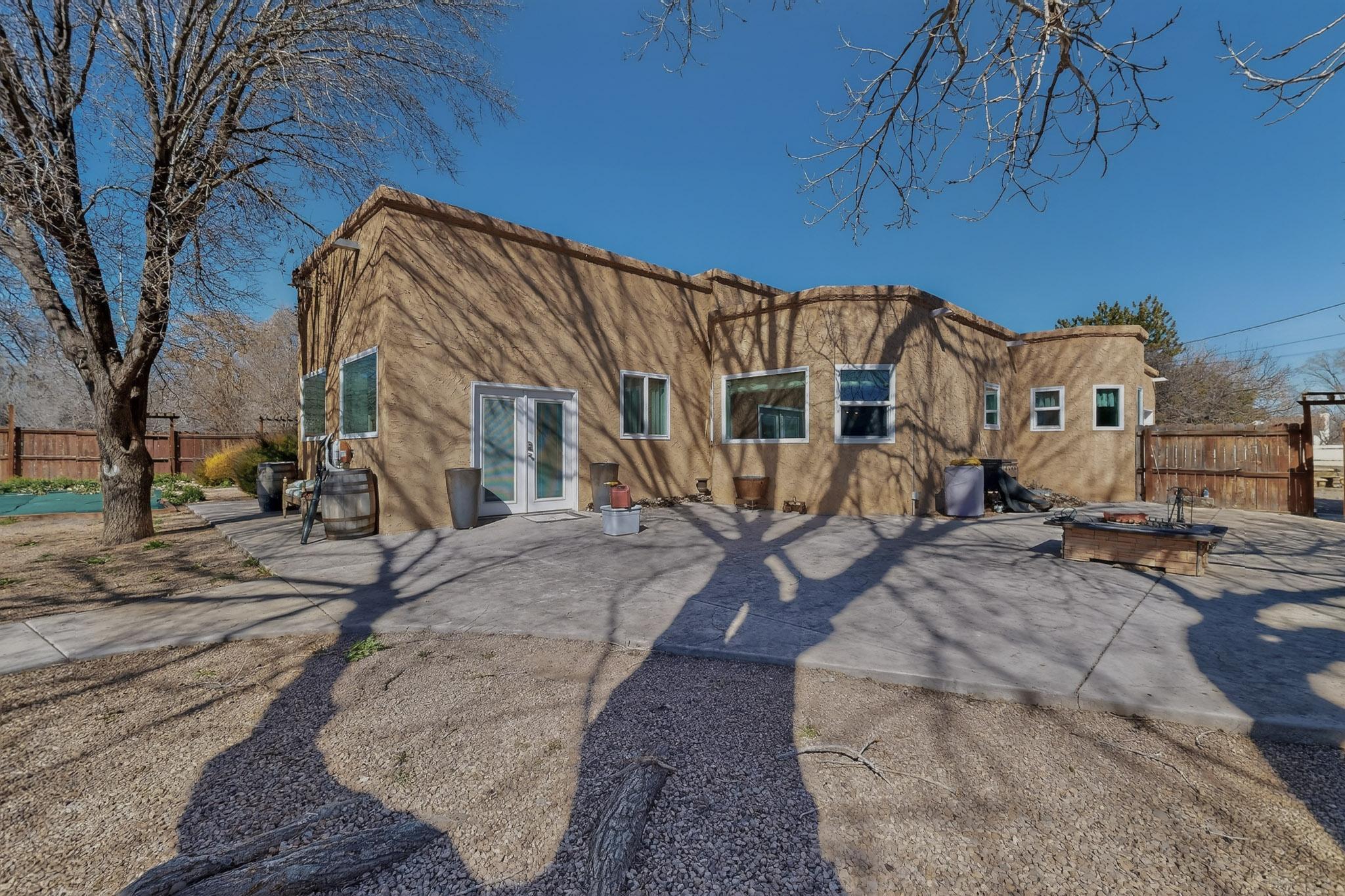 355 Esperanza Drive
