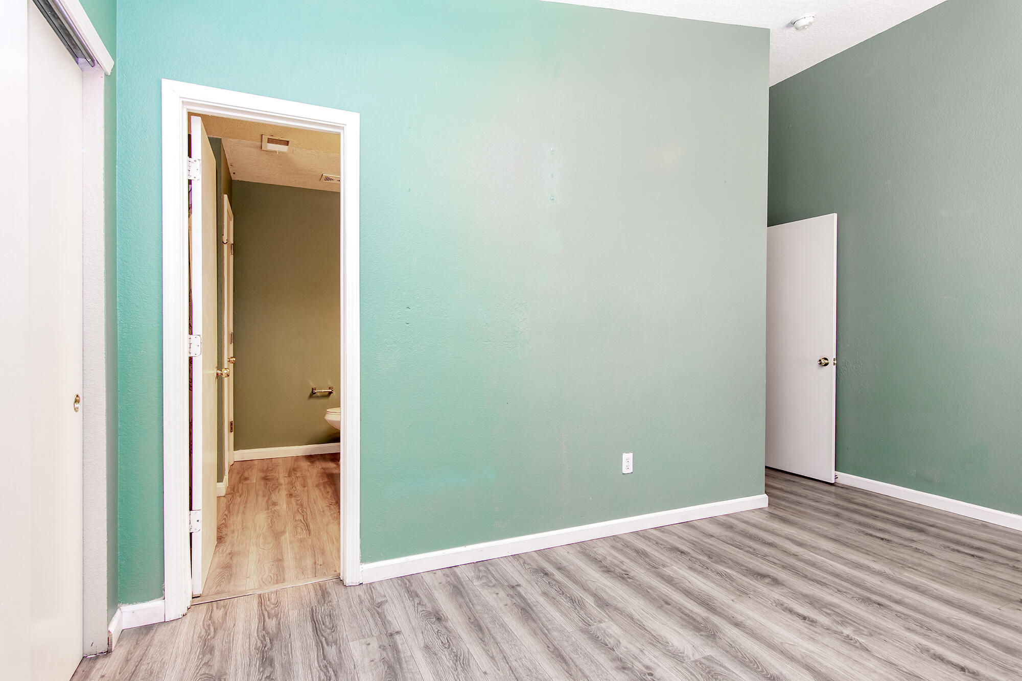 11104 Whimbrel Court SW