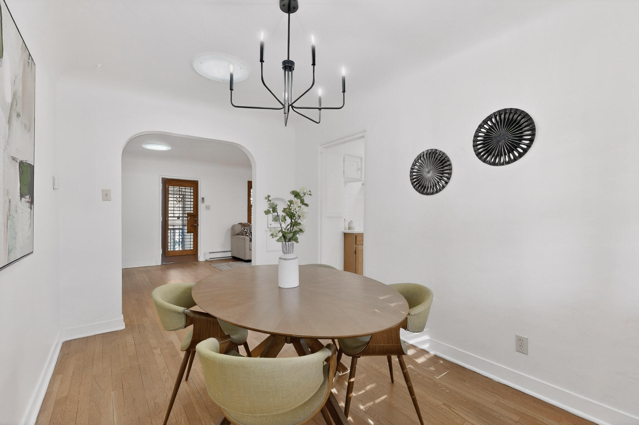 324 Wellesley Drive SE