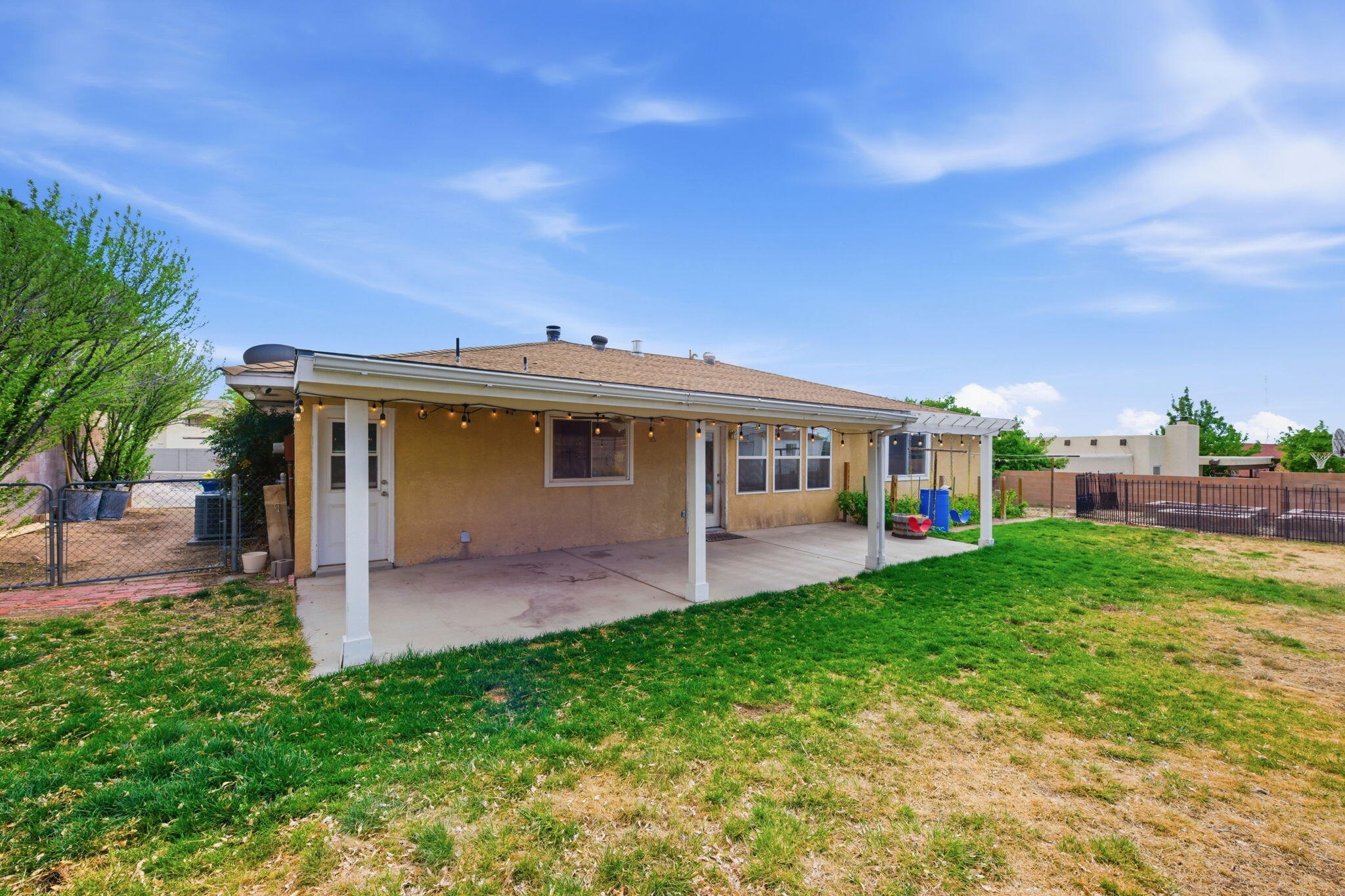 9415 Layton Avenue NE