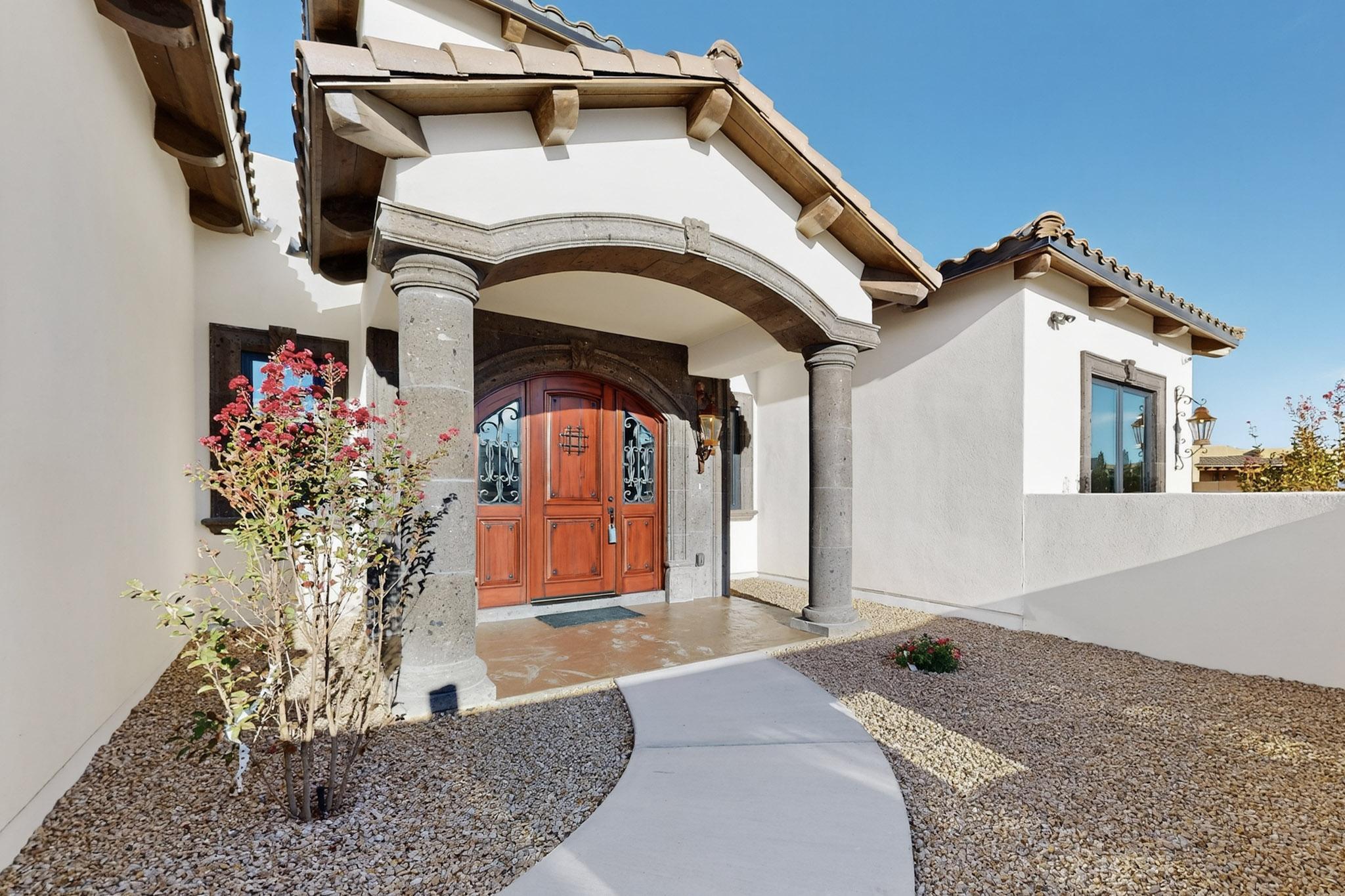 6224 Camino Alto Road NW