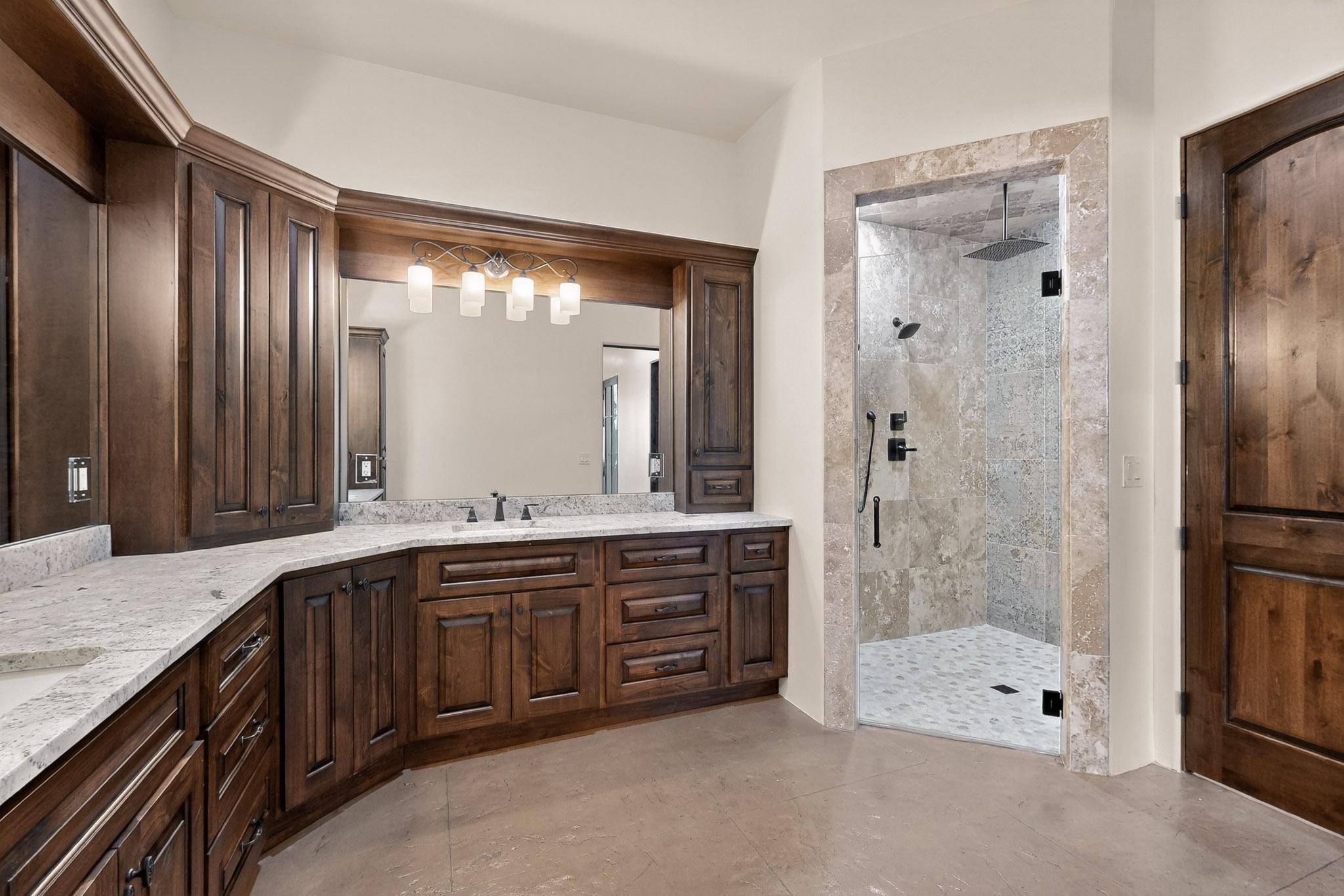 6224 Camino Alto Road NW