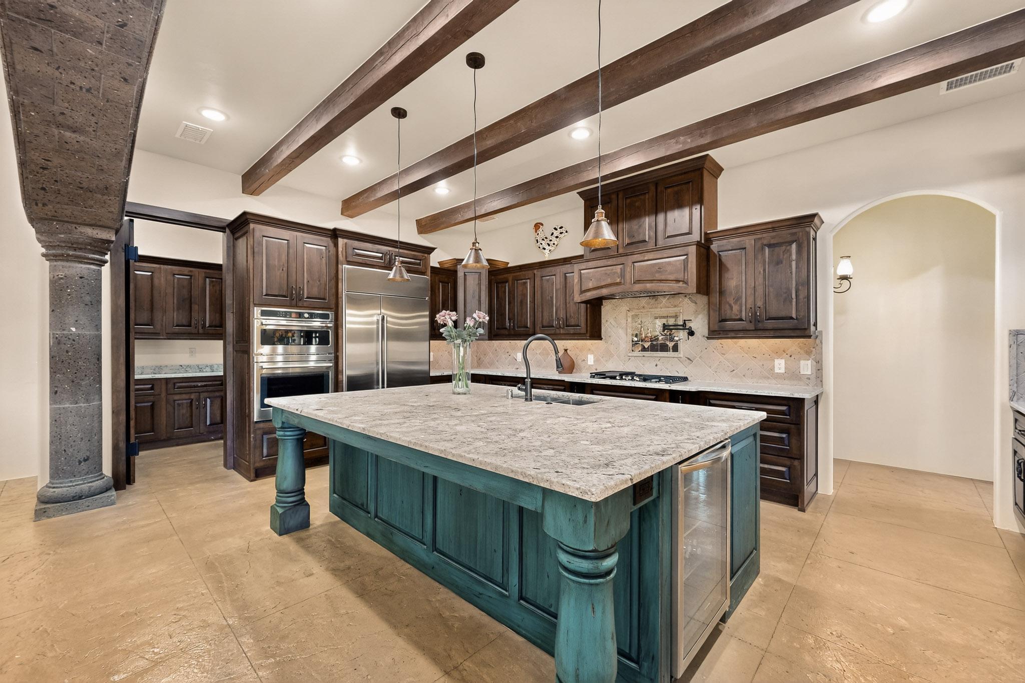 6224 Camino Alto Road NW