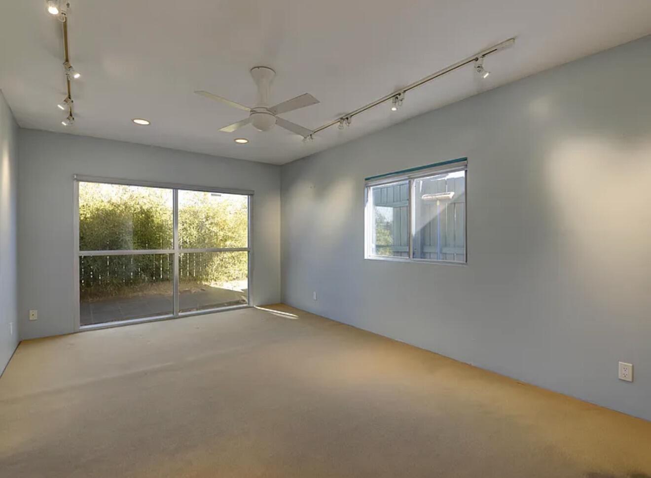 2920 Santa Clara Avenue SE