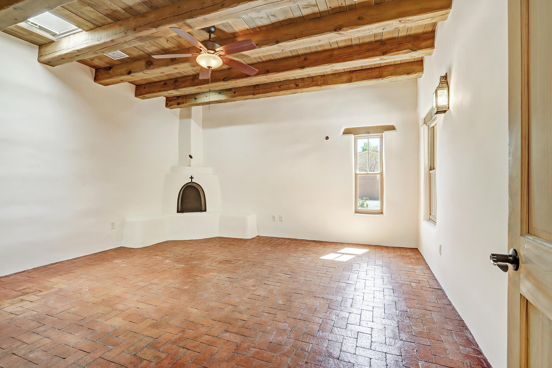 4900 Guadalupe Trail NW