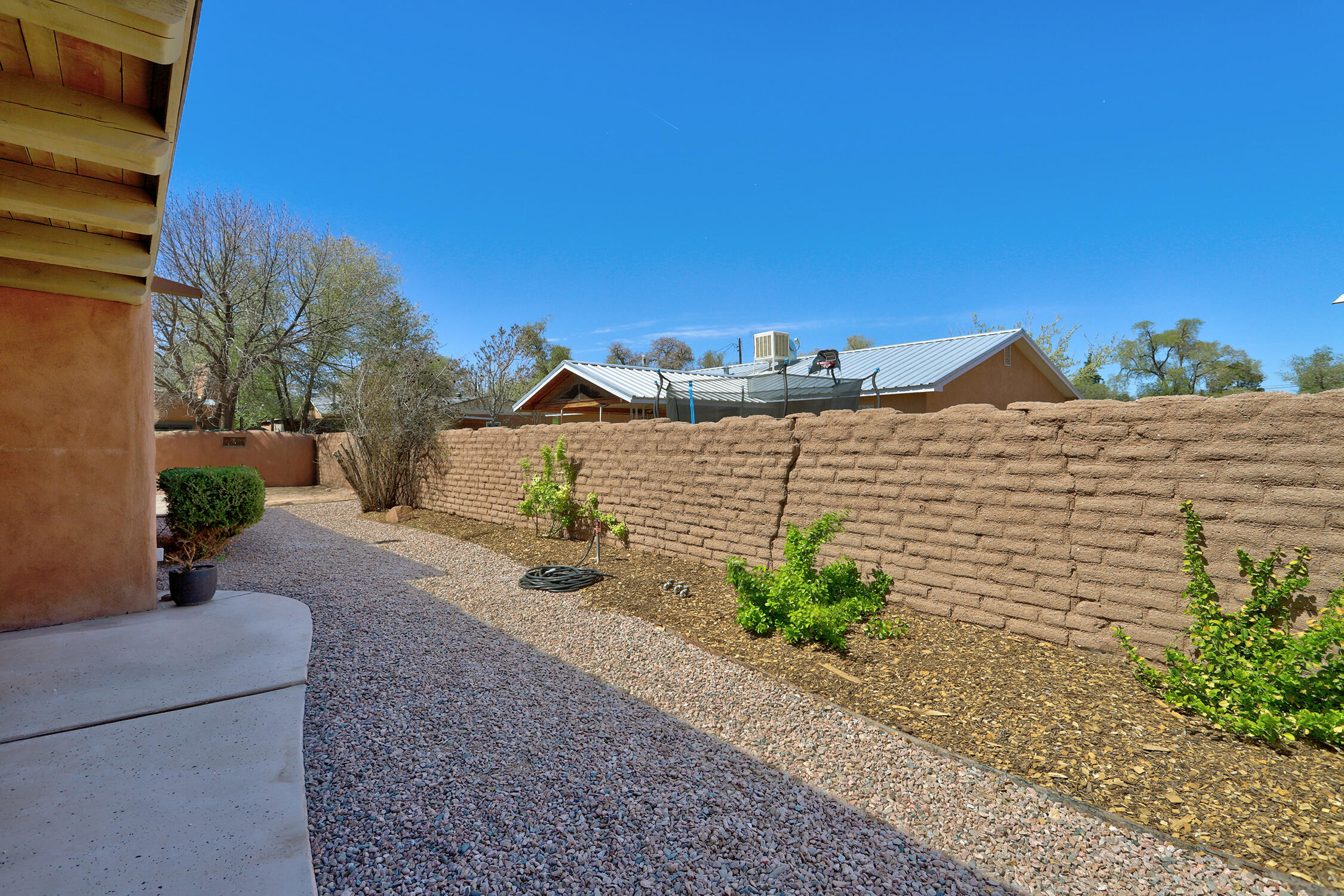 4900 Guadalupe Trail NW