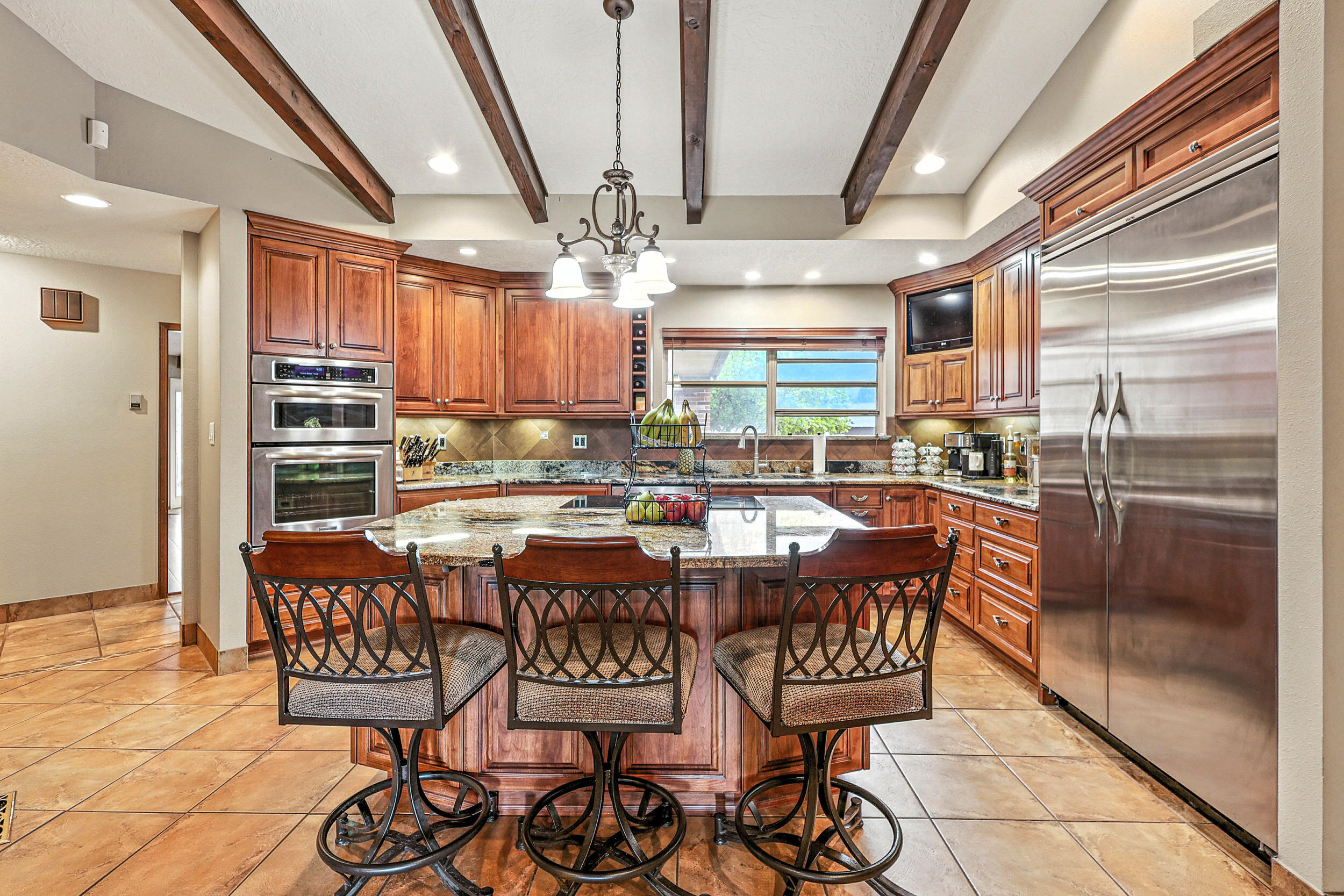 9801 Greenbrier Road NE