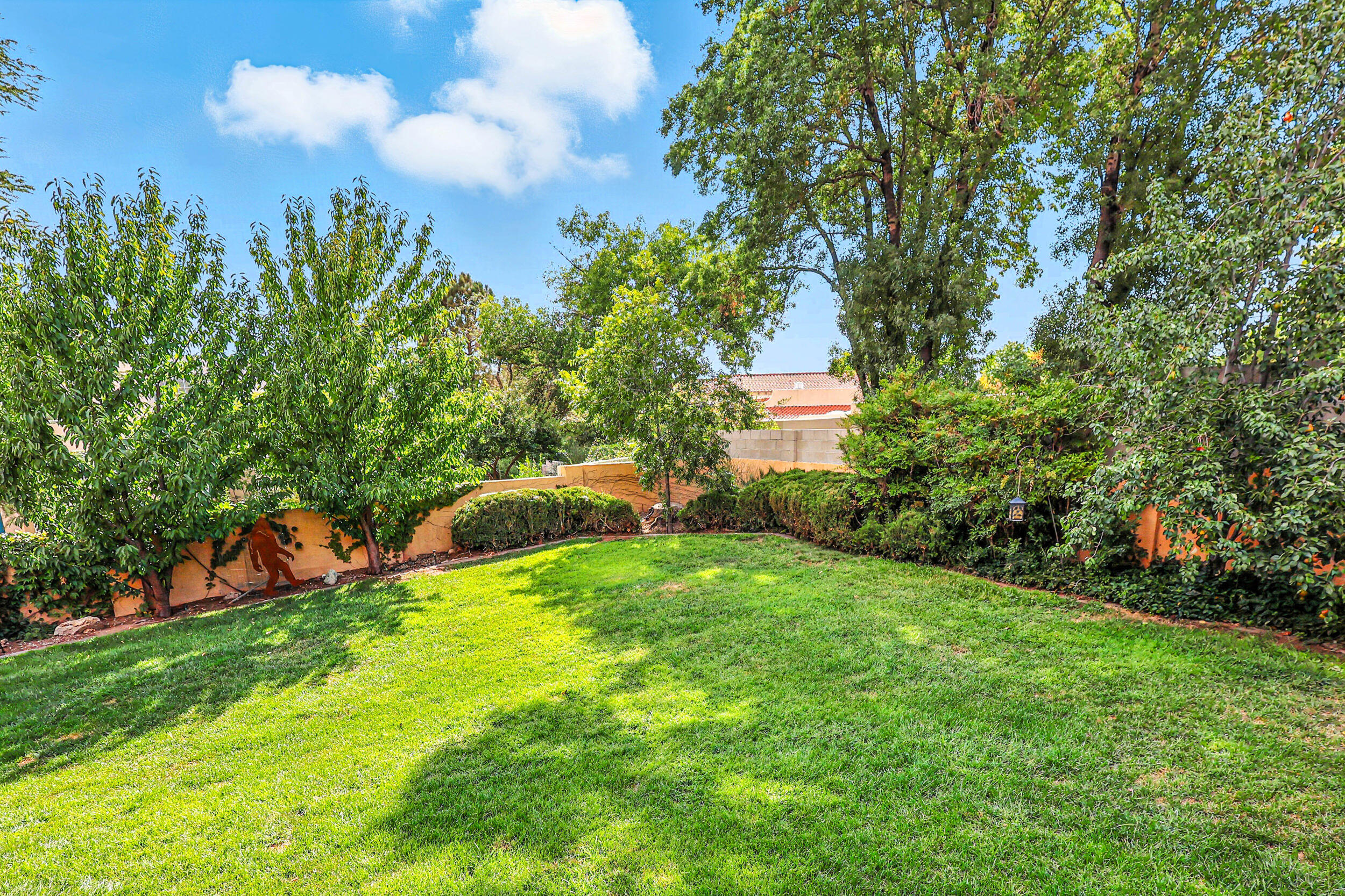 9801 Greenbrier Road NE