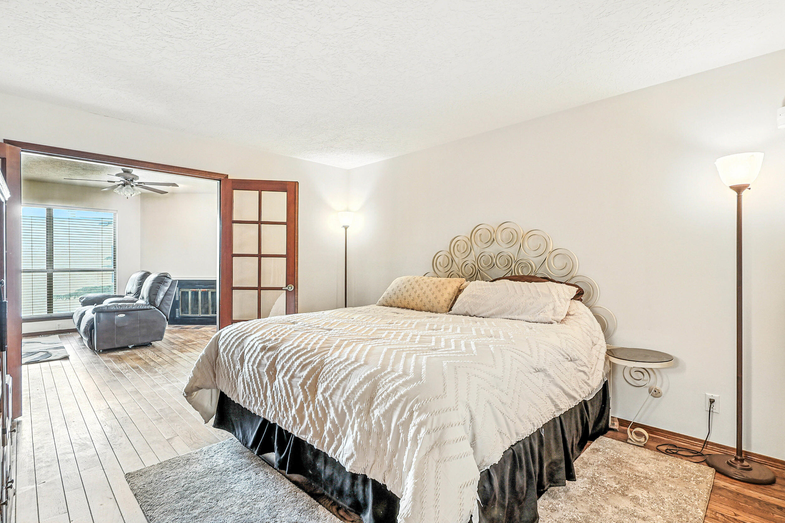 9801 Greenbrier Road NE