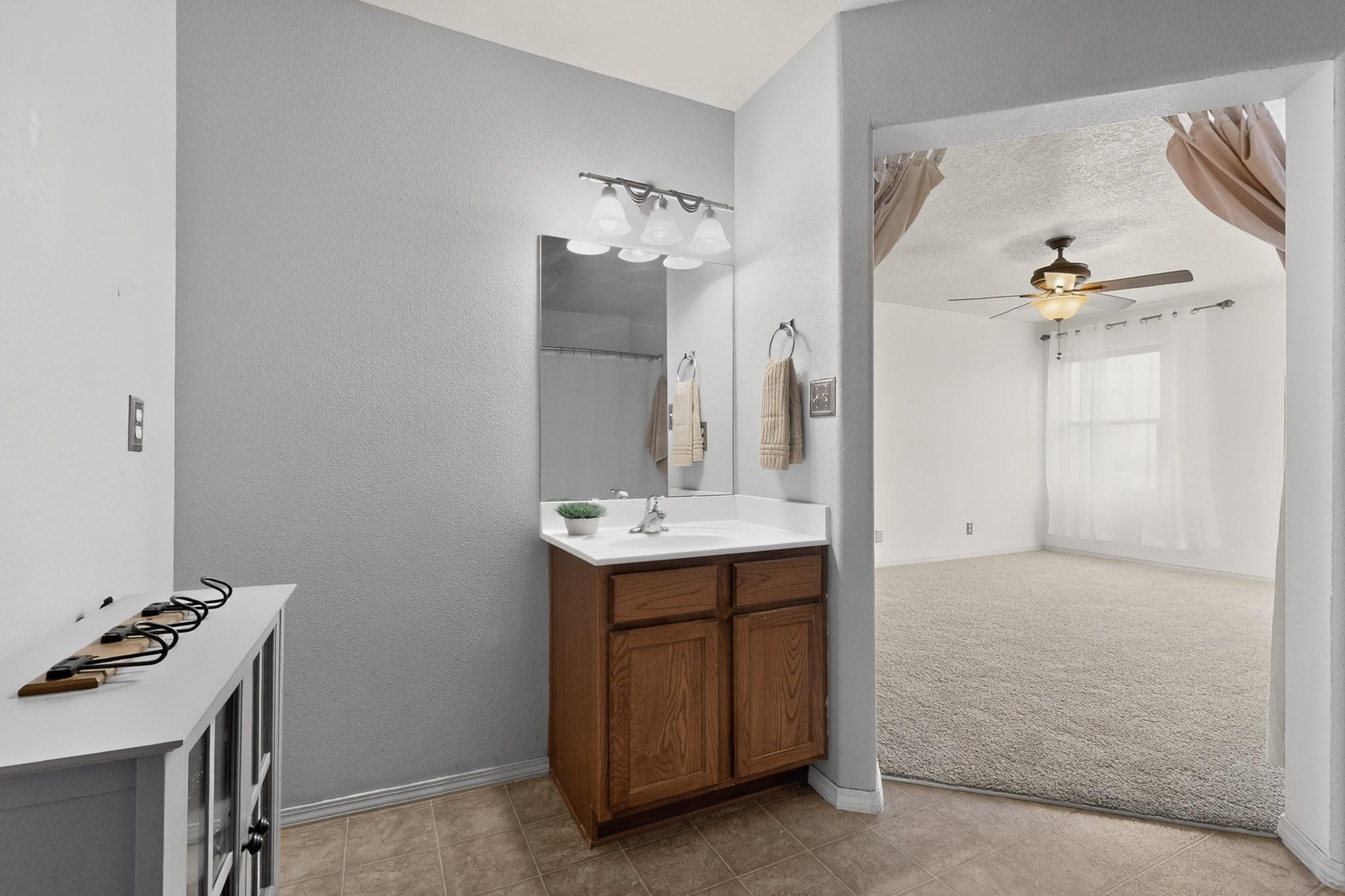 3284 San Ildefonso Loop NE