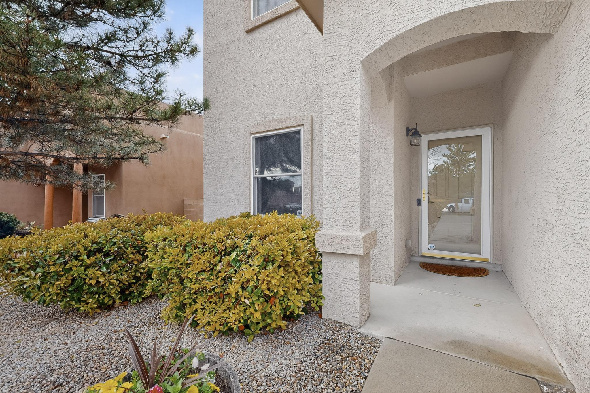 3284 San Ildefonso Loop NE