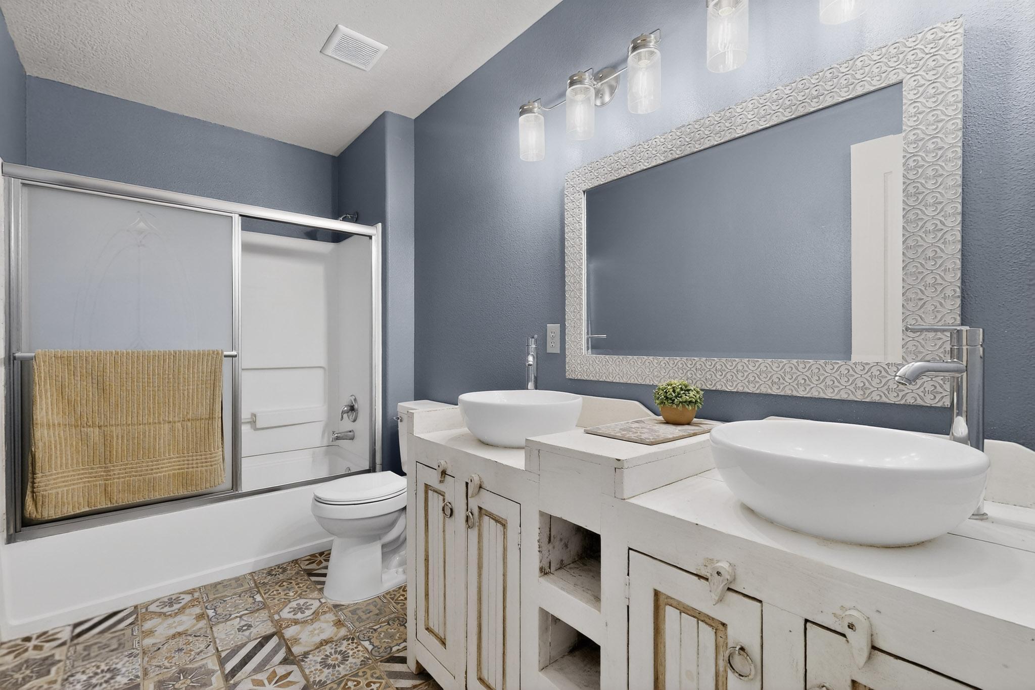 3284 San Ildefonso Loop NE