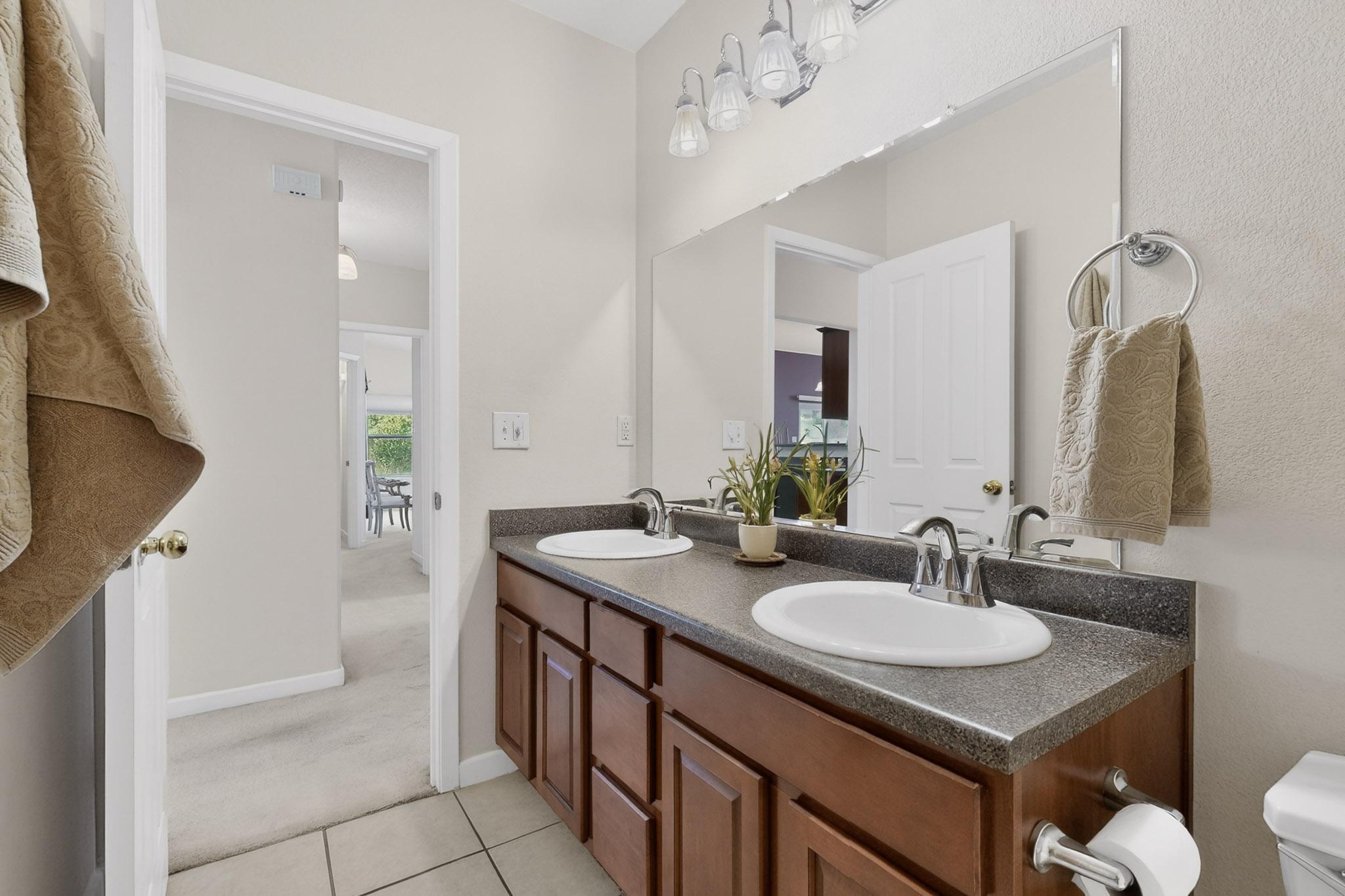 10515 Toledo Street NW