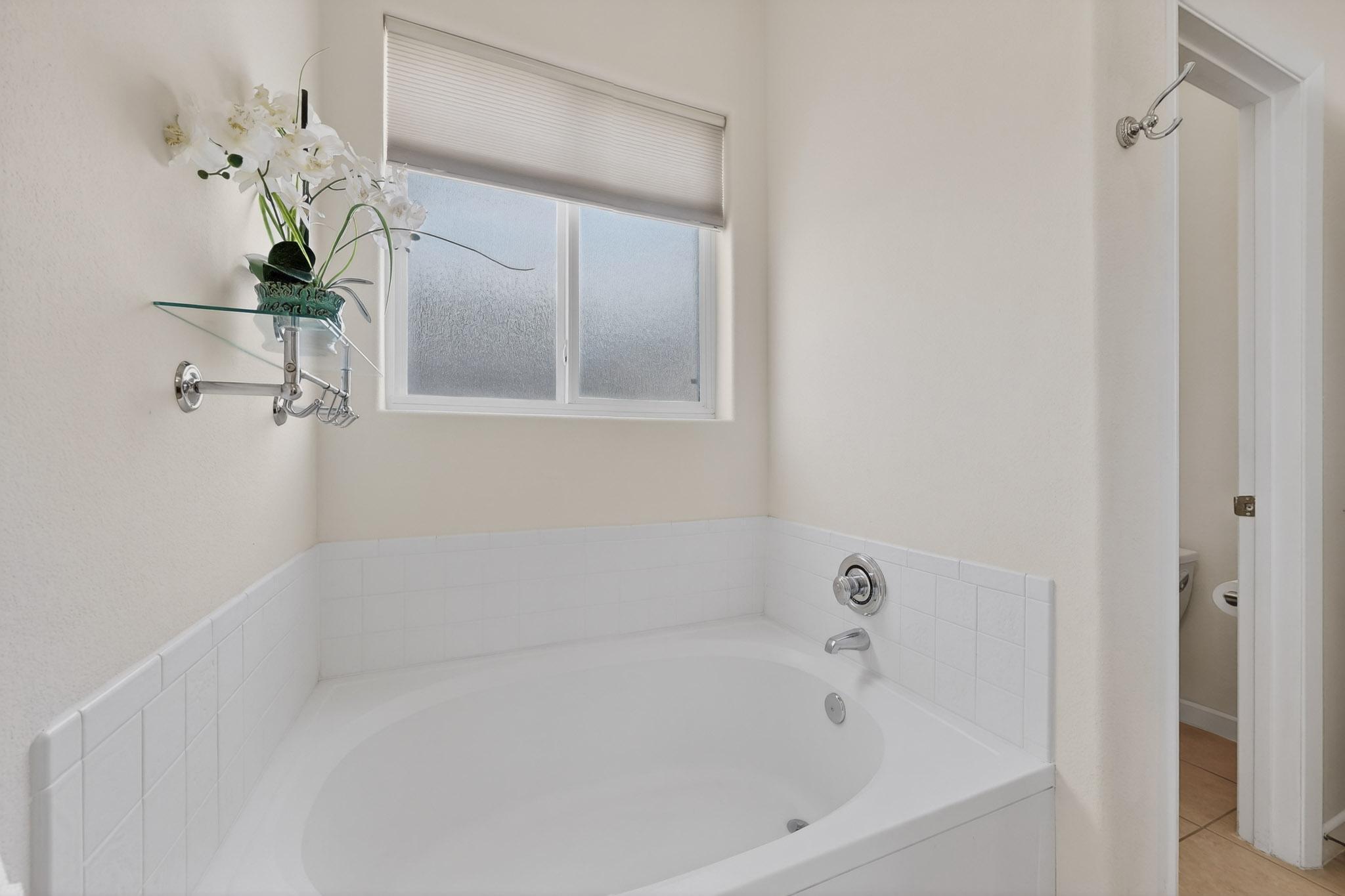 10515 Toledo Street NW