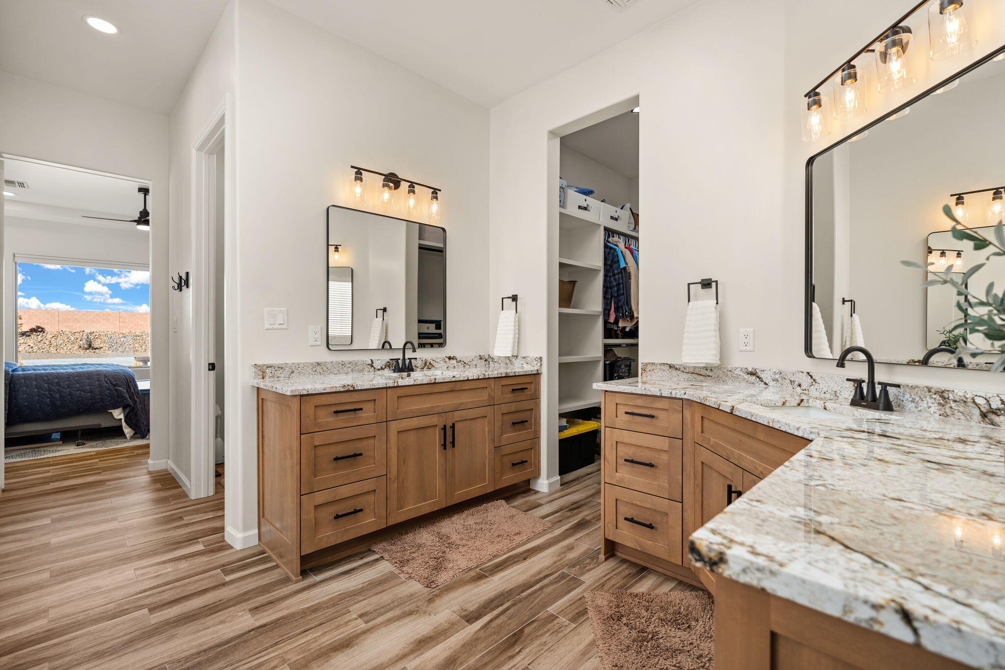 6717 Nacelle Road NE