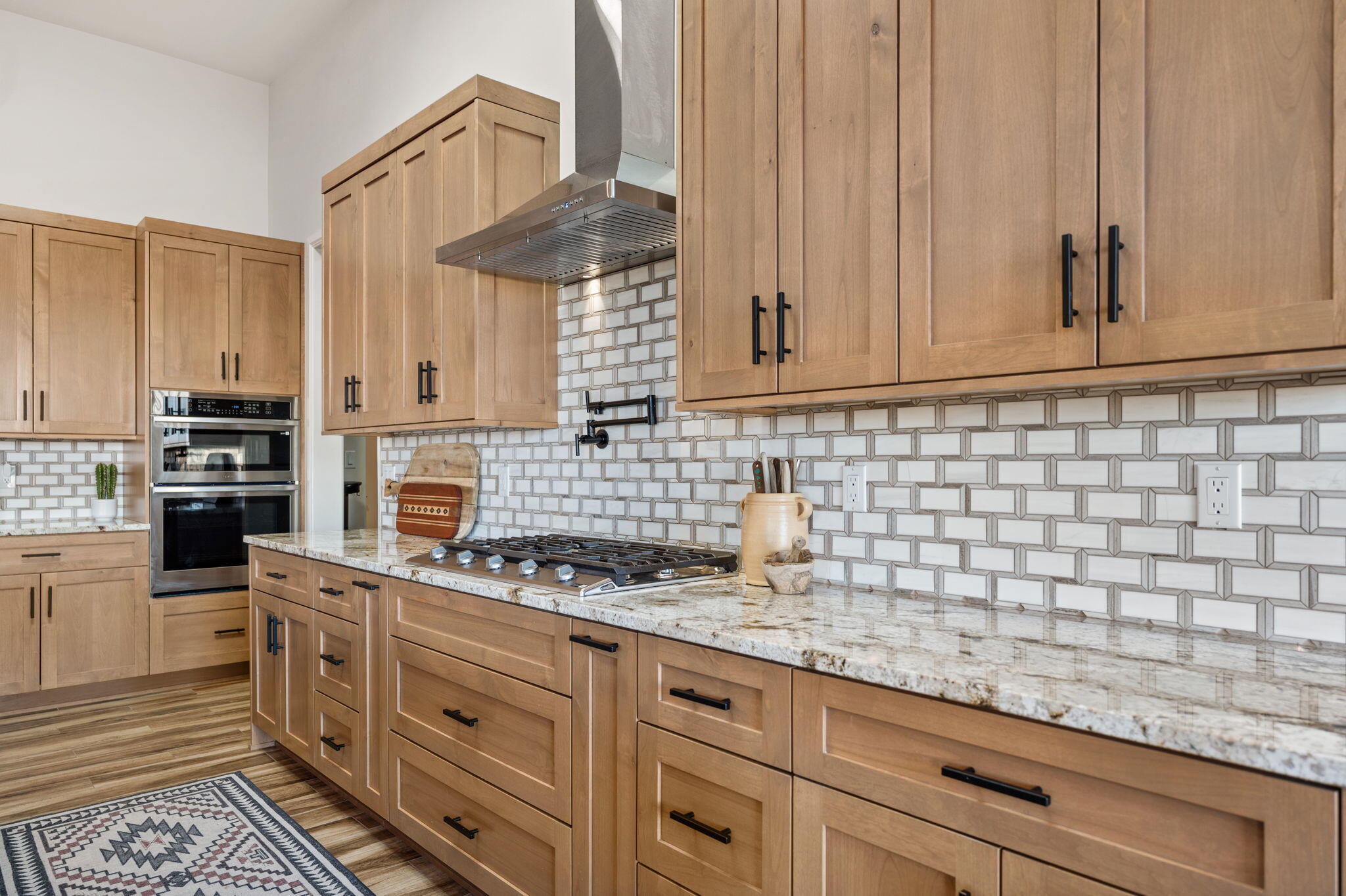 6717 Nacelle Road NE