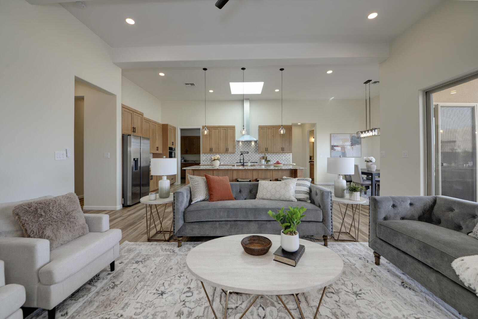 6717 Nacelle Road NE