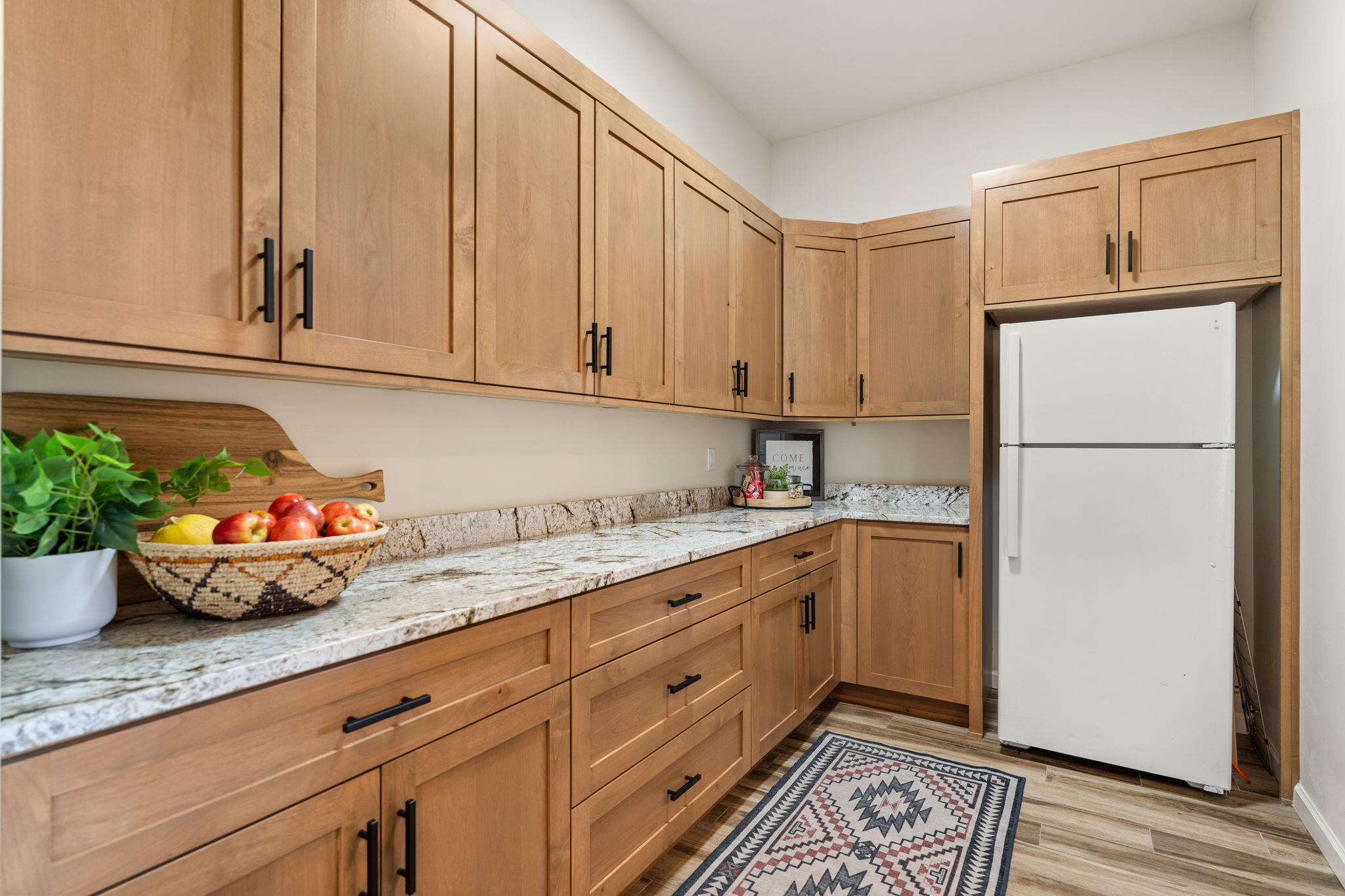 6717 Nacelle Road NE