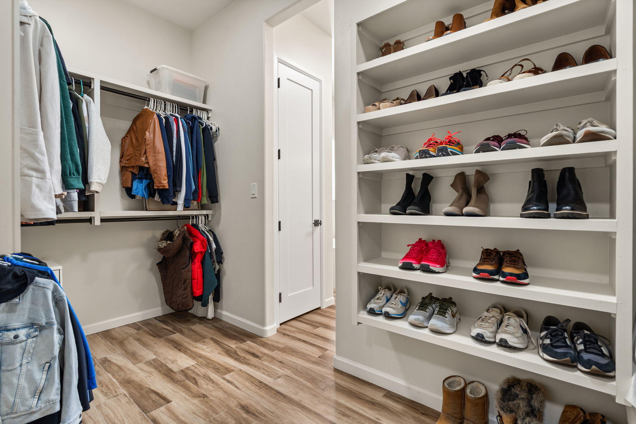 6717 Nacelle Road NE