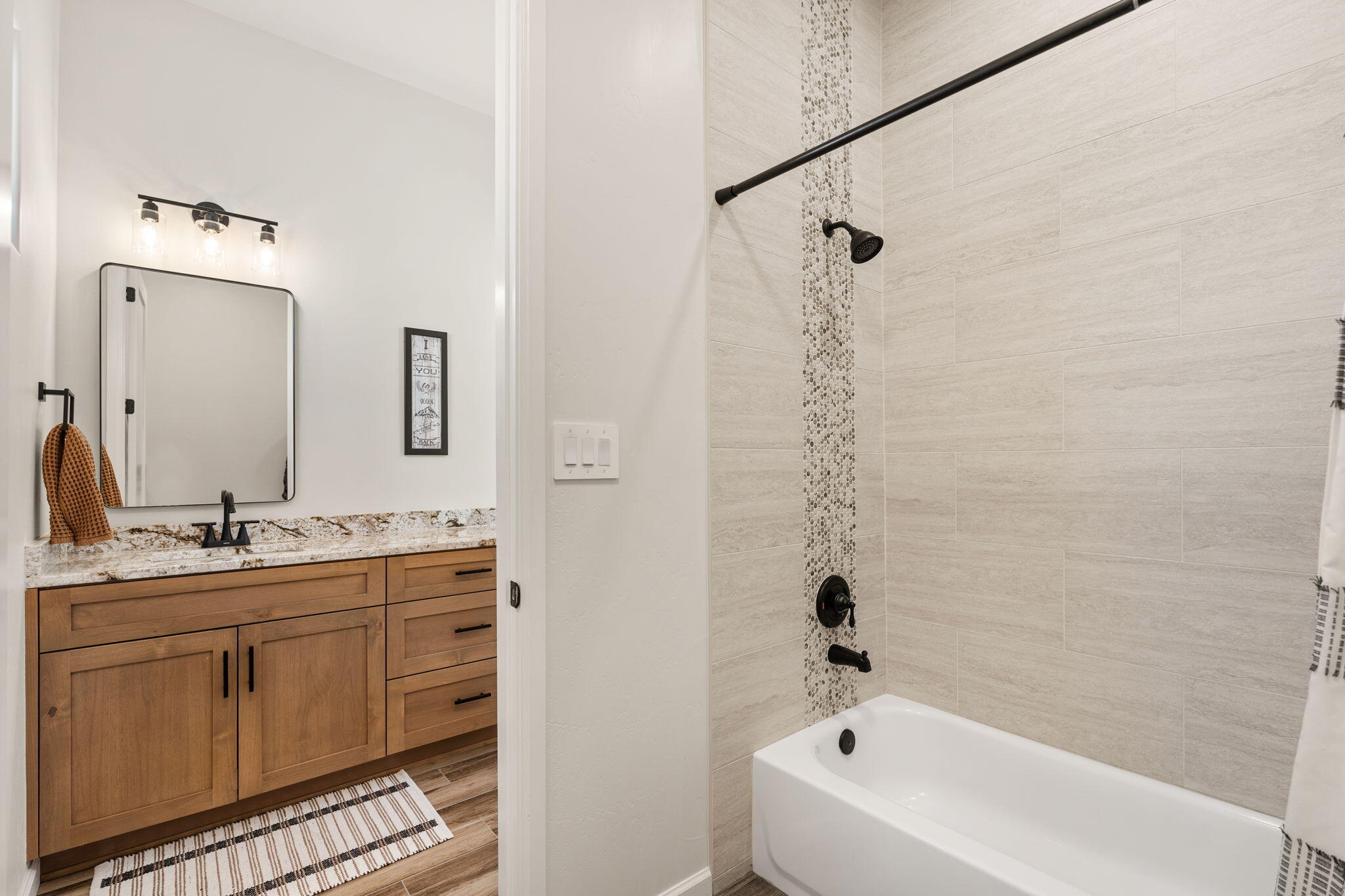 6717 Nacelle Road NE