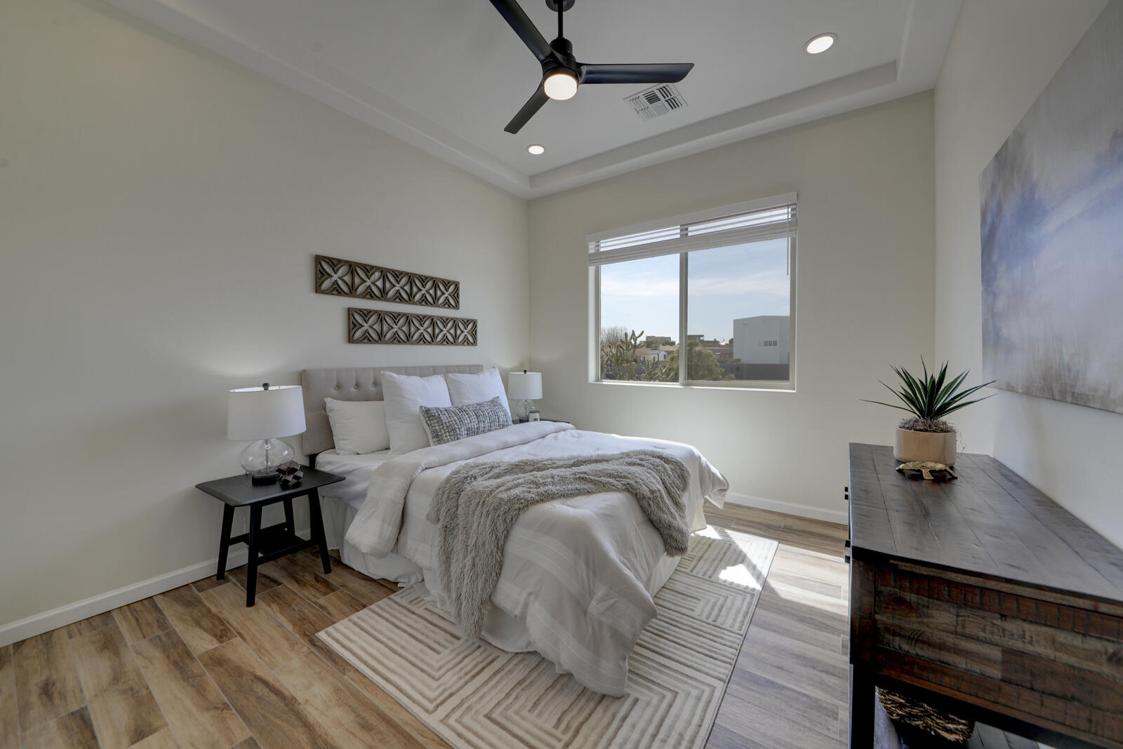 6717 Nacelle Road NE