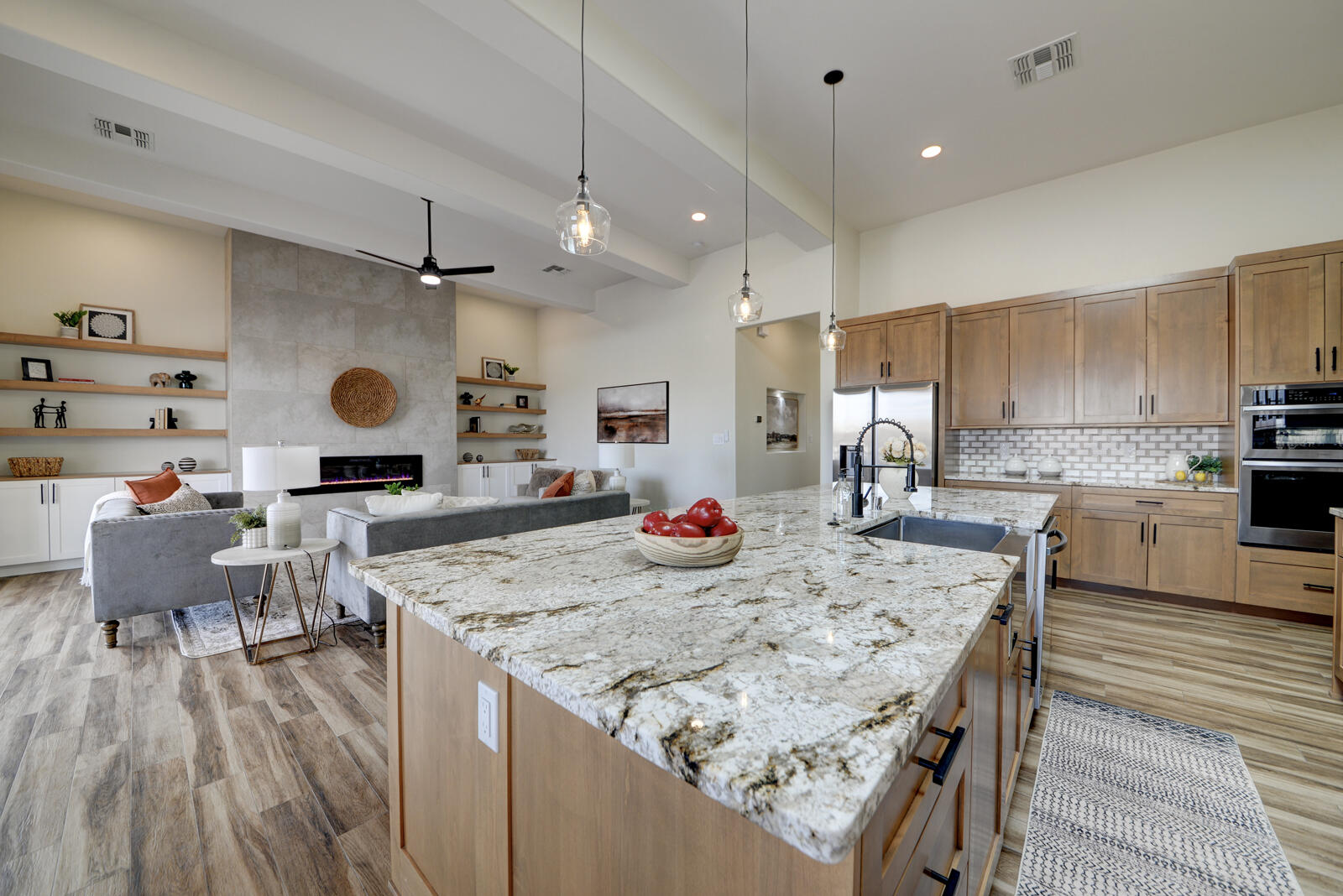 6717 Nacelle Road NE